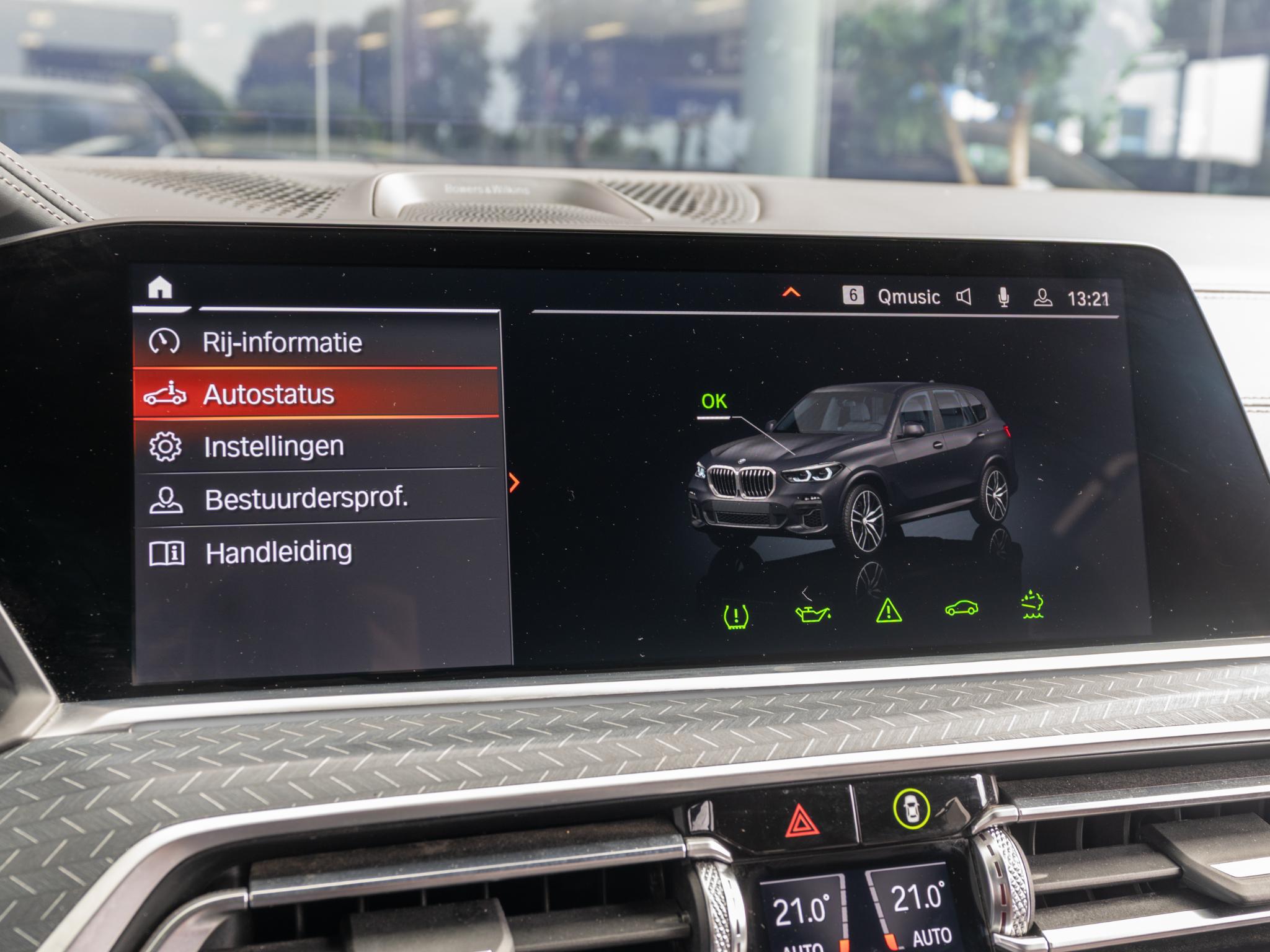Foto van BMW X5 M50d