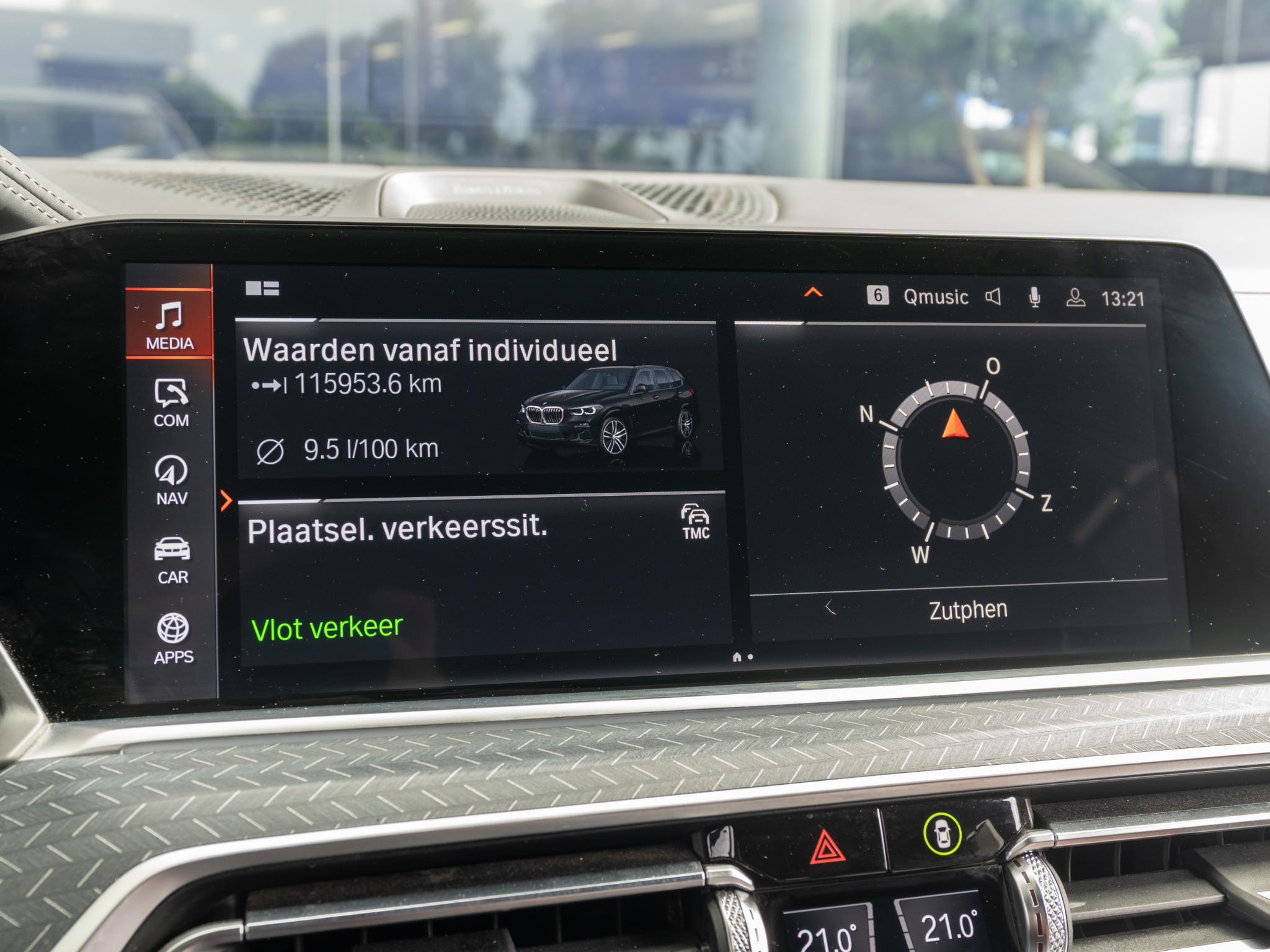 Foto van BMW X5 M50d
