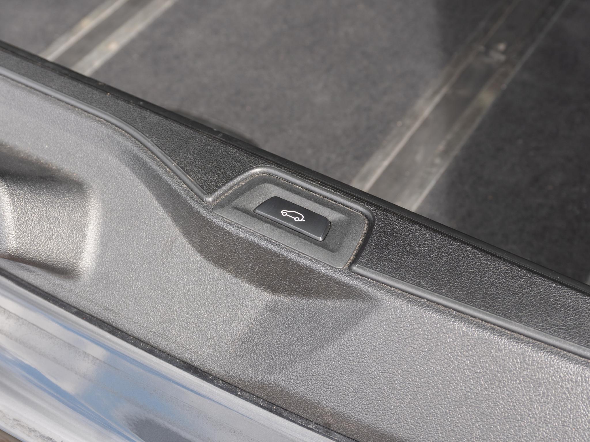 Foto van BMW X5 M50d