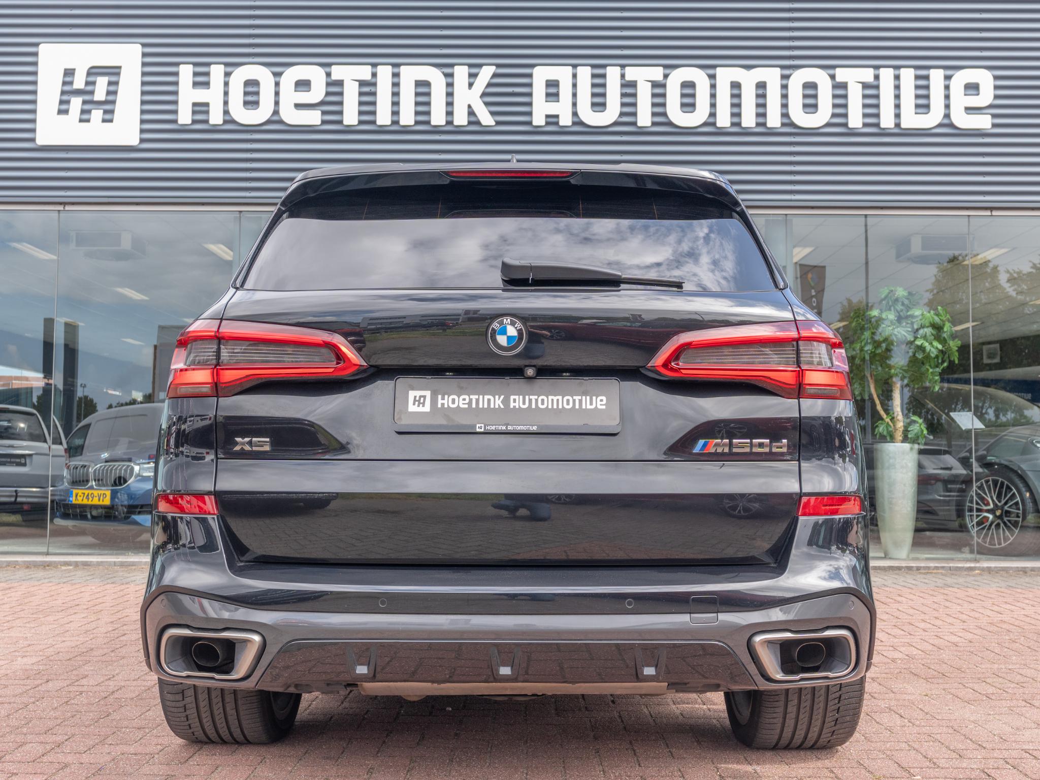 Foto van BMW X5 M50d