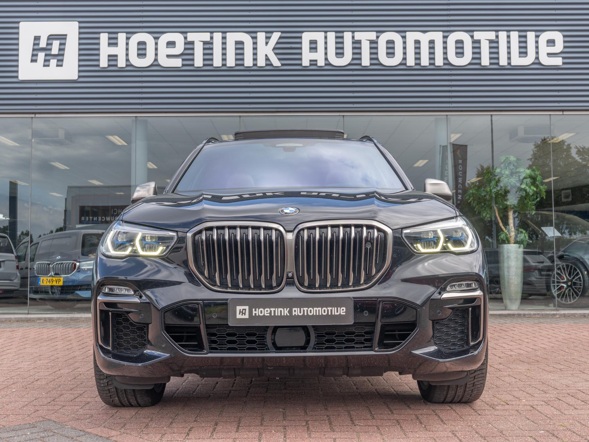 Foto van BMW X5 M50d