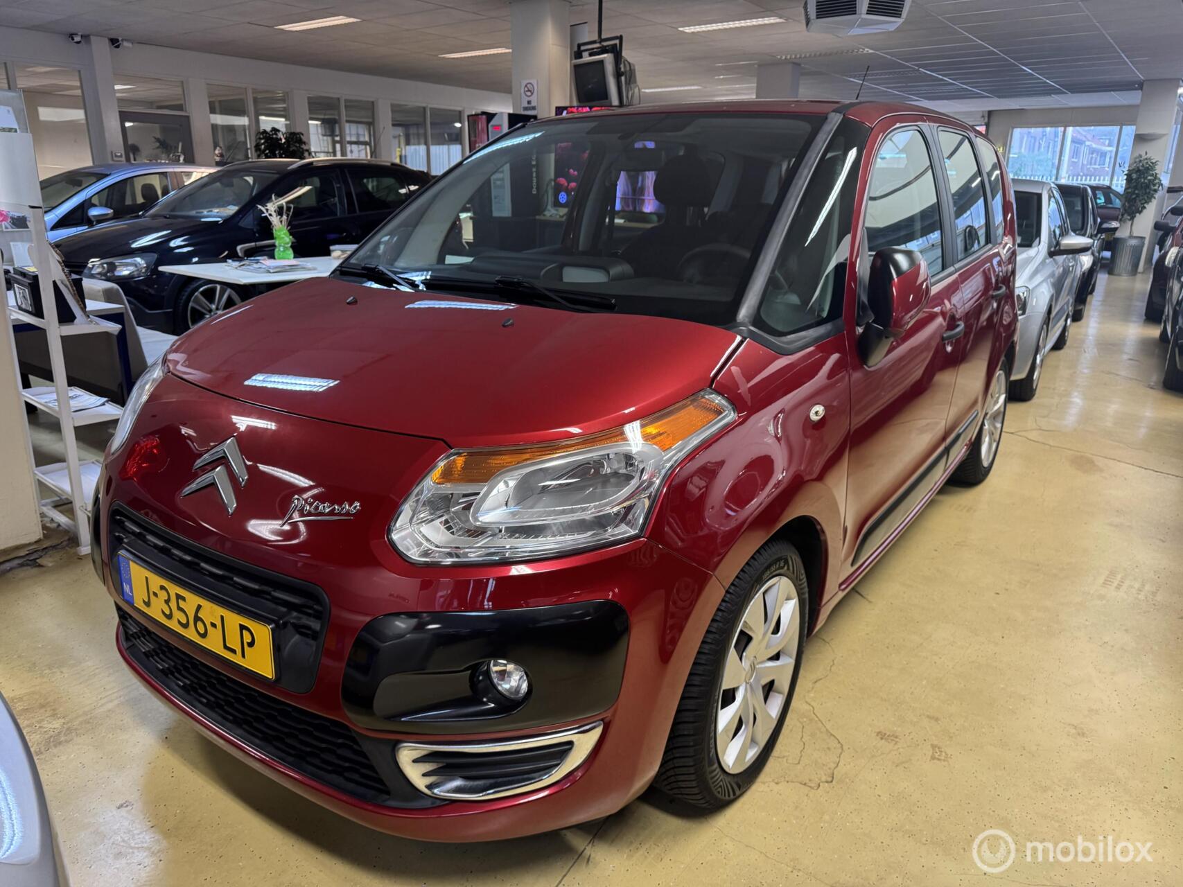 Citroen C3 Picasso 1.4 VTi Attraction 2012 - voorkant