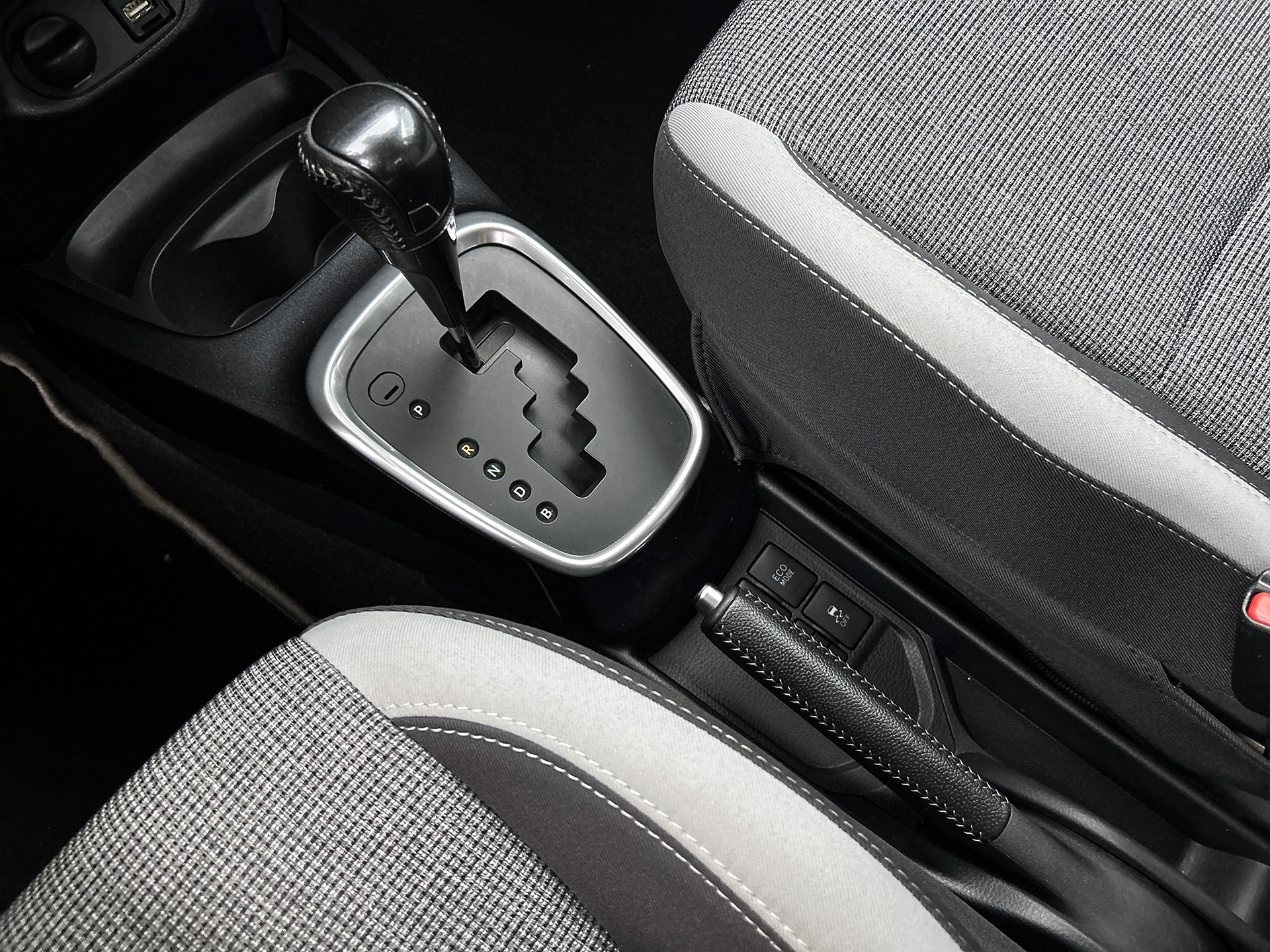 Foto van Toyota Toyota Yaris Hybrid