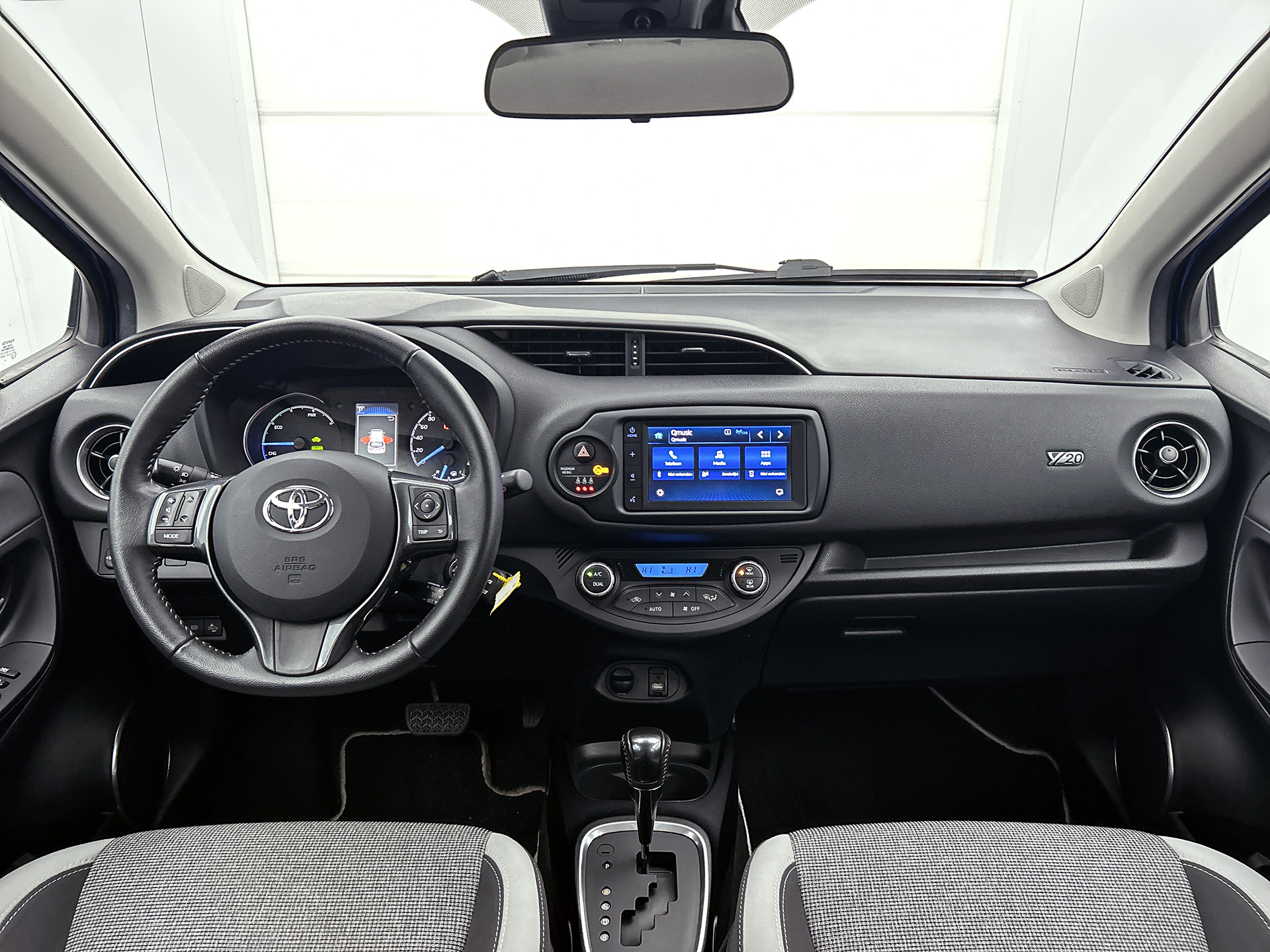 Foto van Toyota Toyota Yaris Hybrid