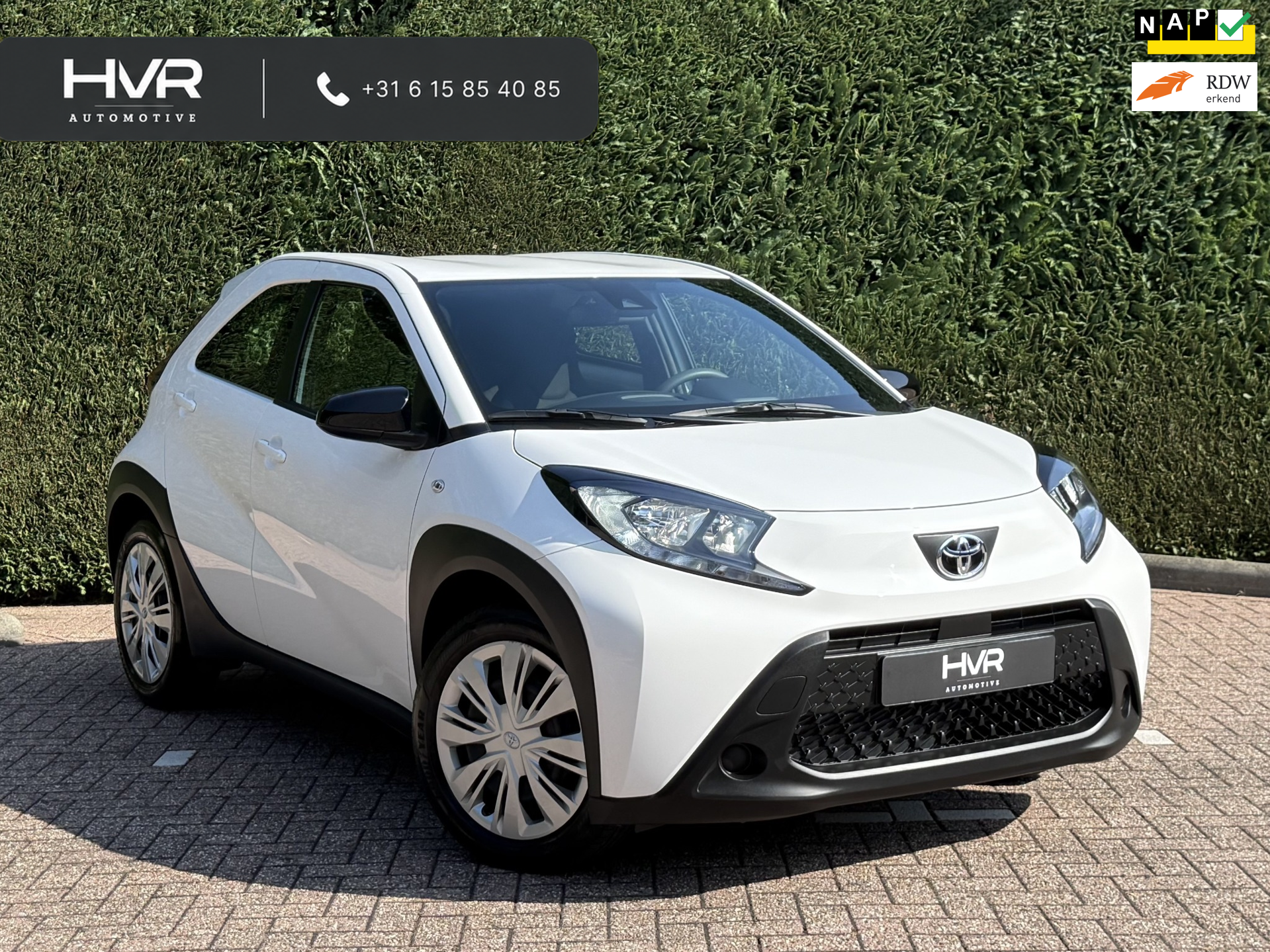 Toyota Toyota Aygo X 1.0 VVT-i MT Play | Carplay | Camera | Fabrieks garantie | 1 Eig | NL Auto | ACC | Airco 2024 - voorkant