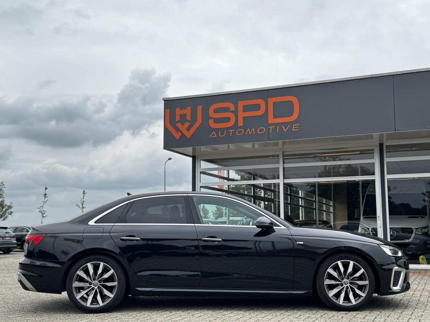 Foto van Audi A4 Limousine