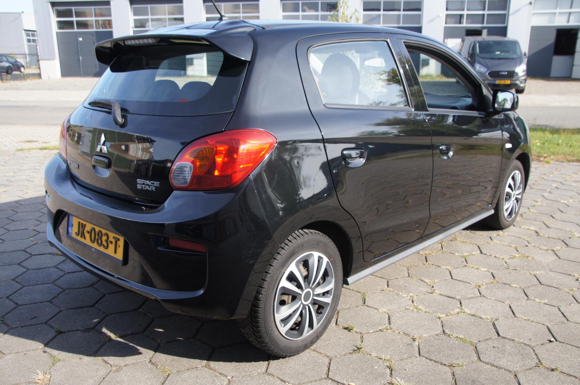 Foto van Mitsubishi Mitsubishi Space Star