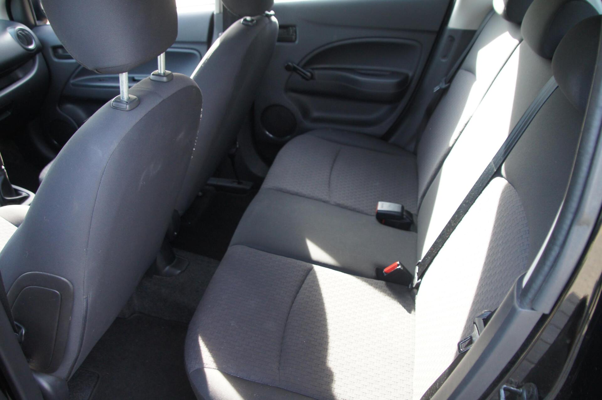 Foto van Mitsubishi Mitsubishi Space Star