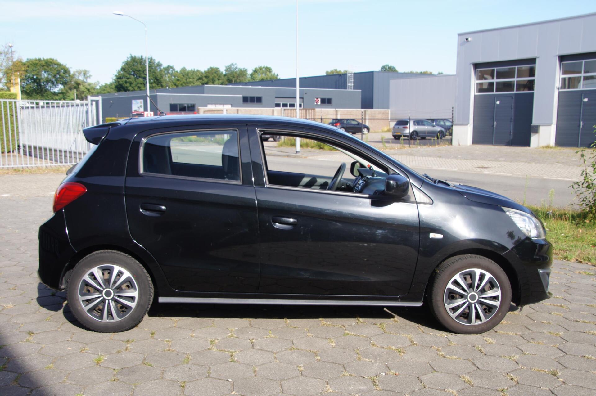 Foto van Mitsubishi Mitsubishi Space Star