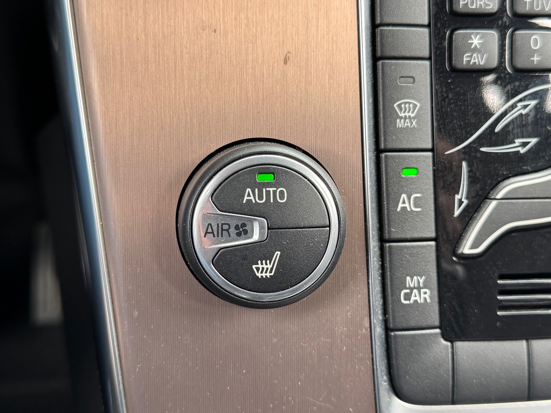 Foto van Volvo V40 Cross Country
