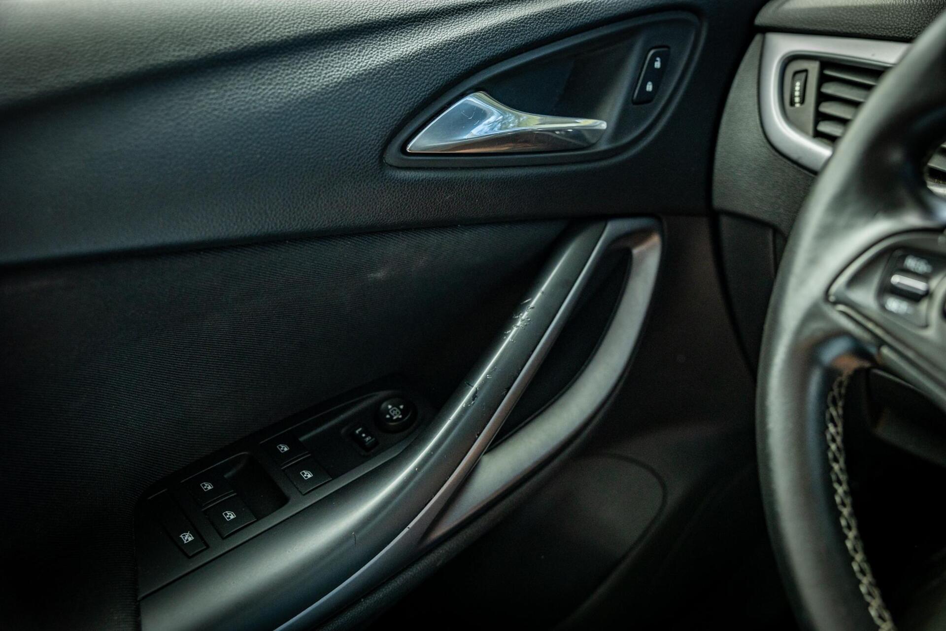 Foto van Opel Astra Sports Tourer
