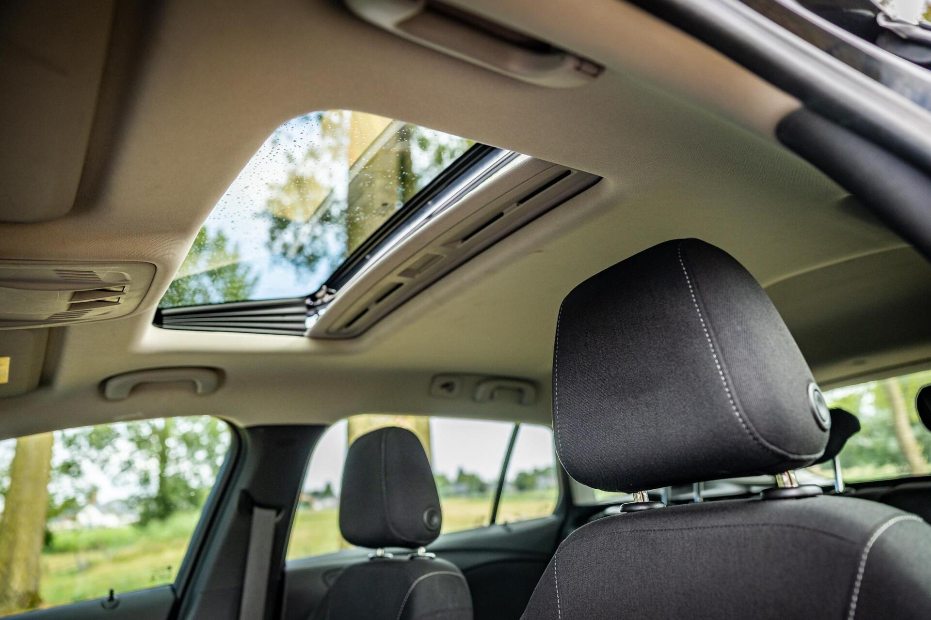 Foto van Opel Astra Sports Tourer
