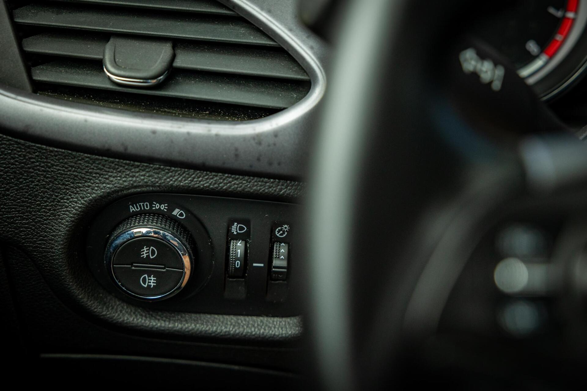 Foto van Opel Astra Sports Tourer