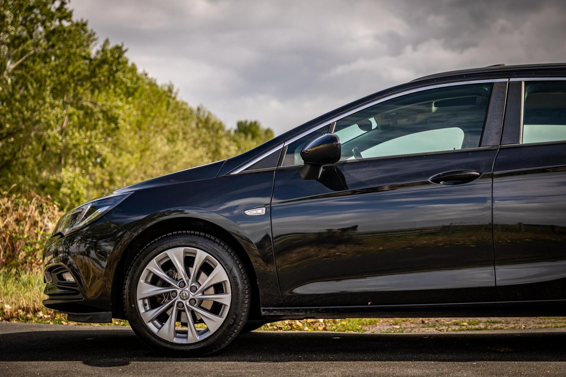 Foto van Opel Astra Sports Tourer
