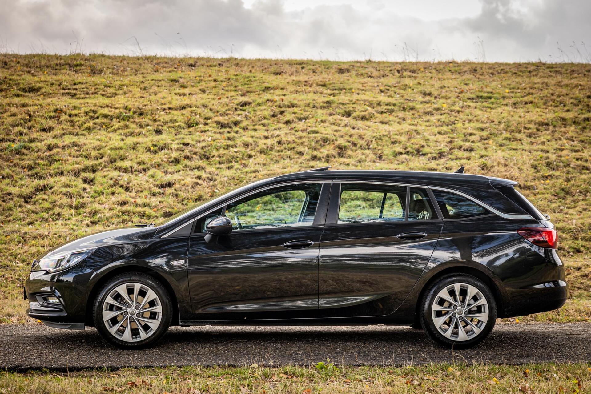 Foto van Opel Astra Sports Tourer