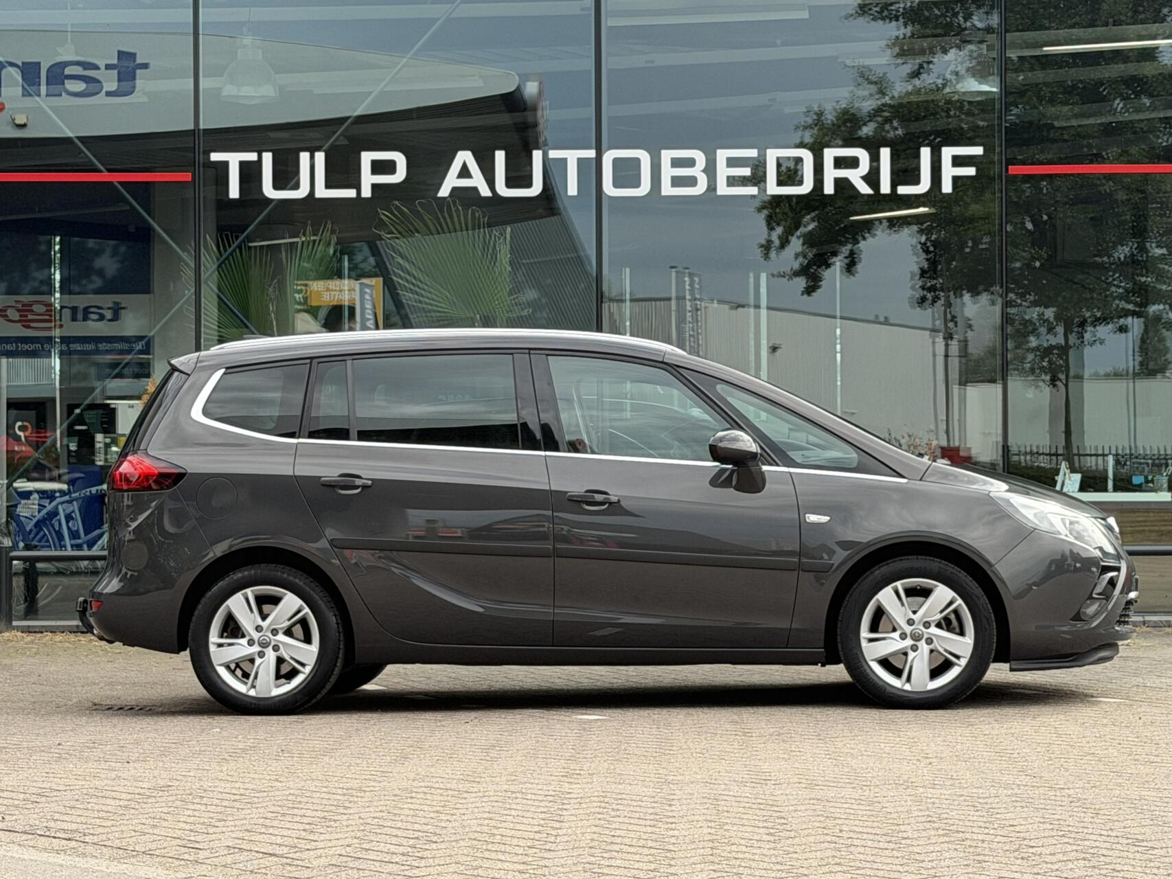 Foto van Opel Zafira Tourer