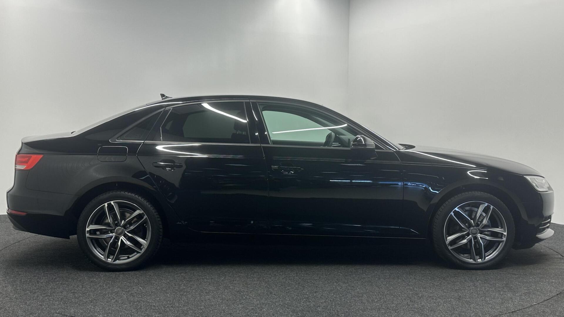 Foto van Audi A4 Limousine