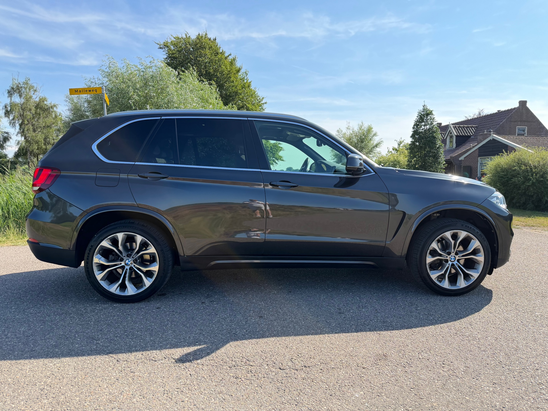 Foto van BMW X5 Xdrive30d
