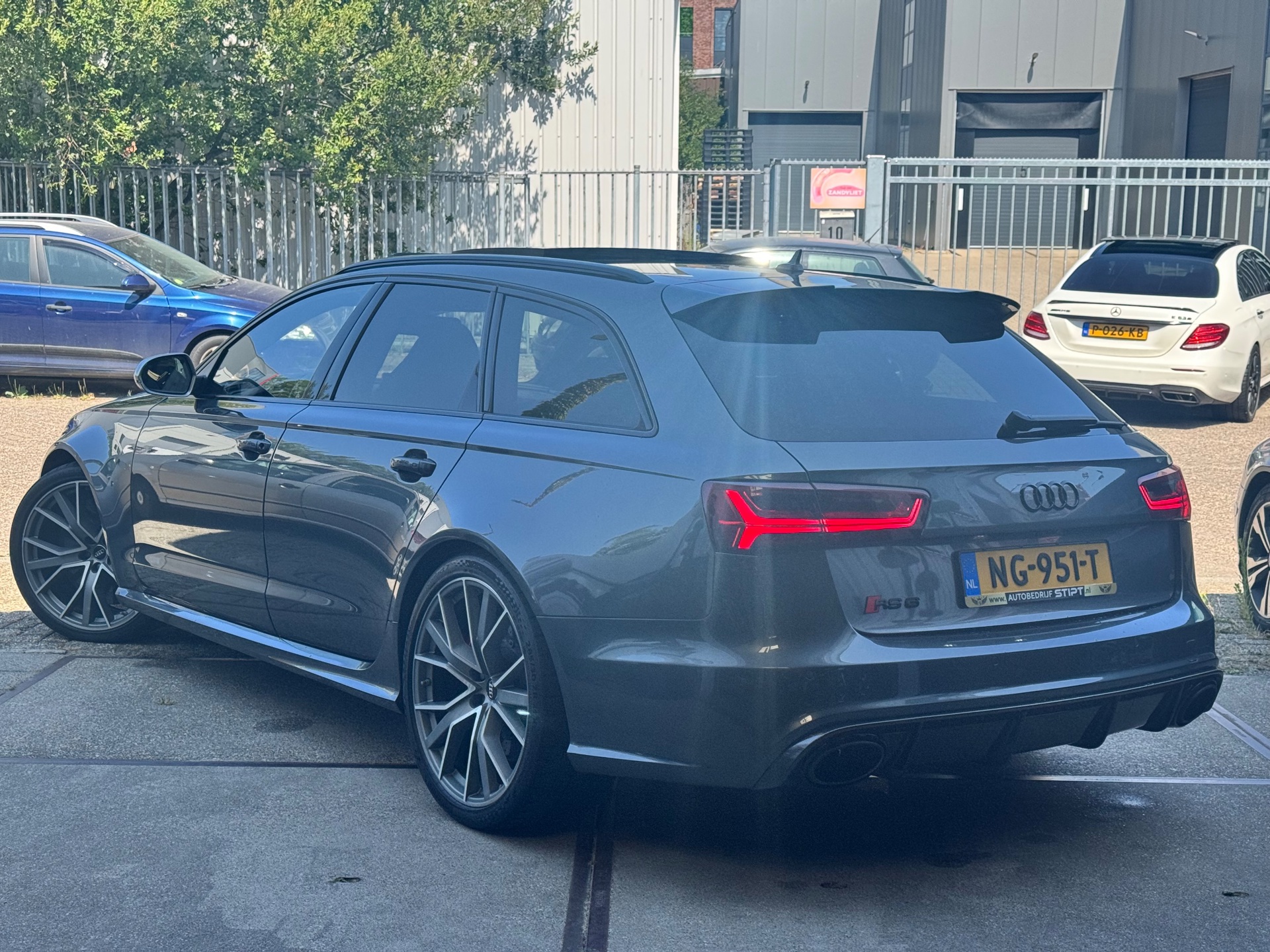 Foto van Audi RS 6 Avant Performance