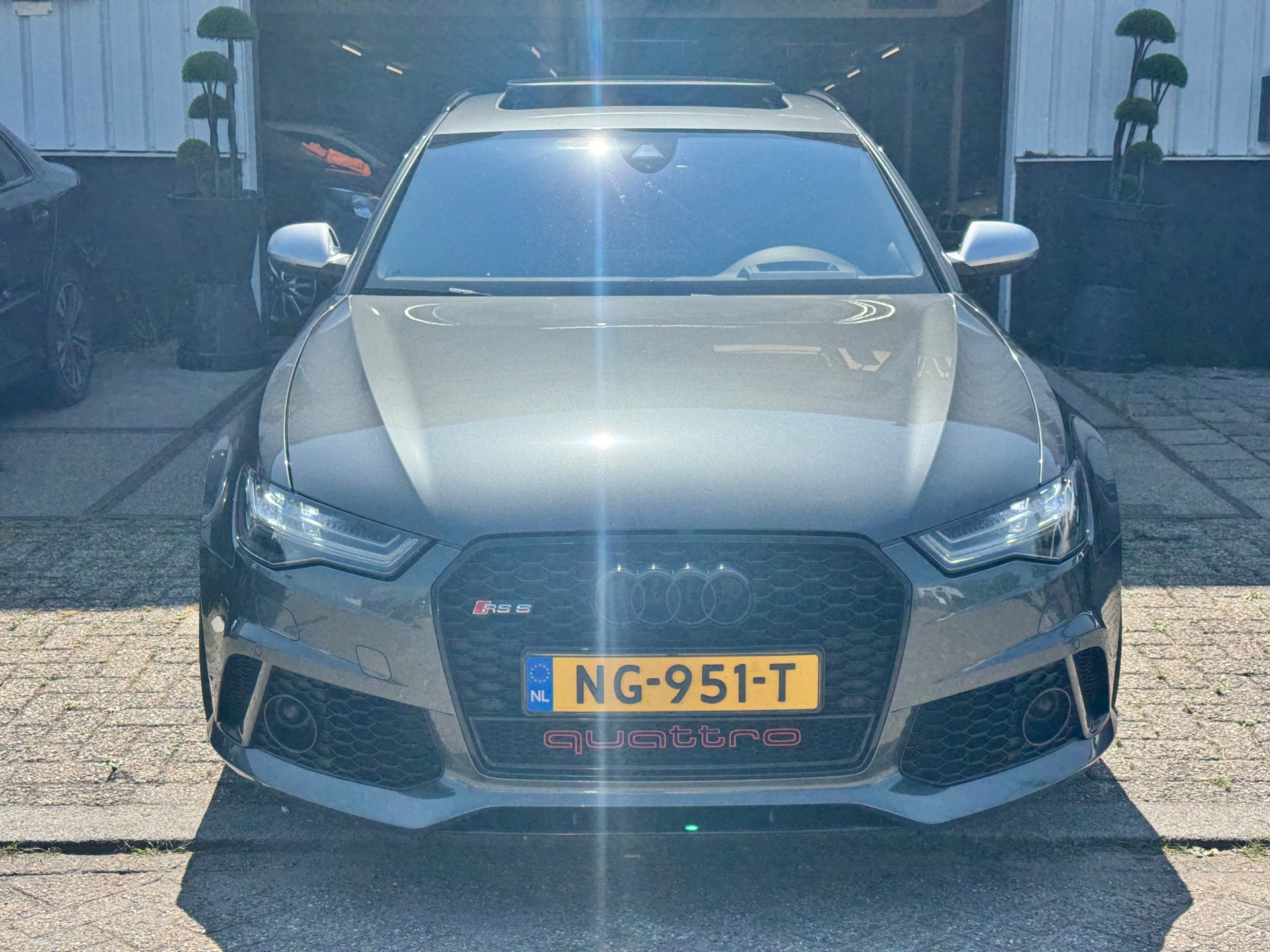 Foto van Audi RS 6 Avant Performance