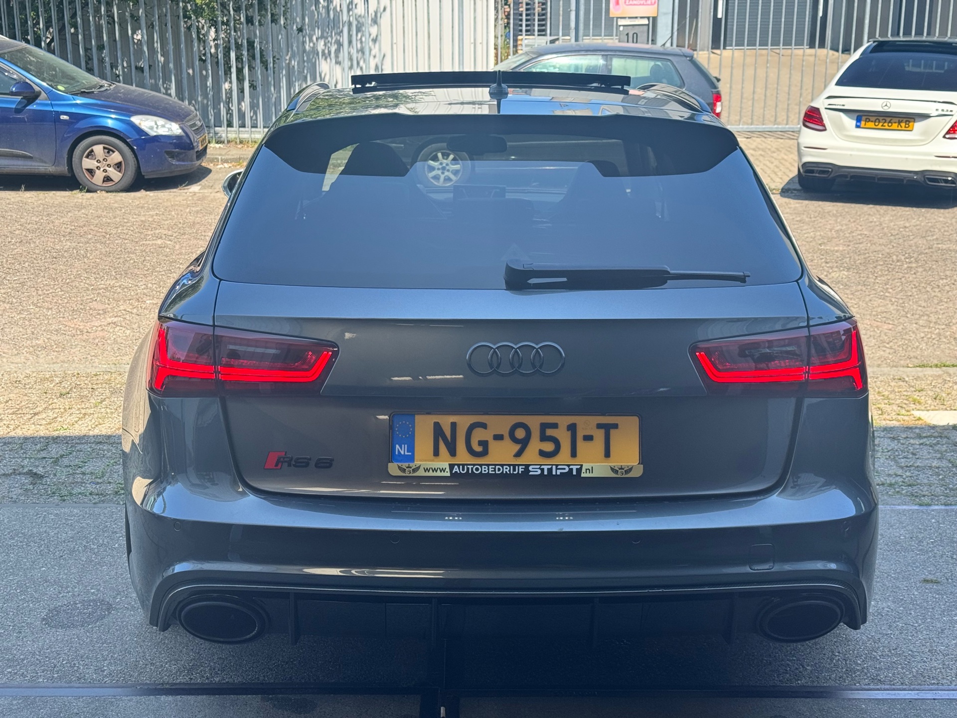 Foto van Audi RS 6 Avant Performance