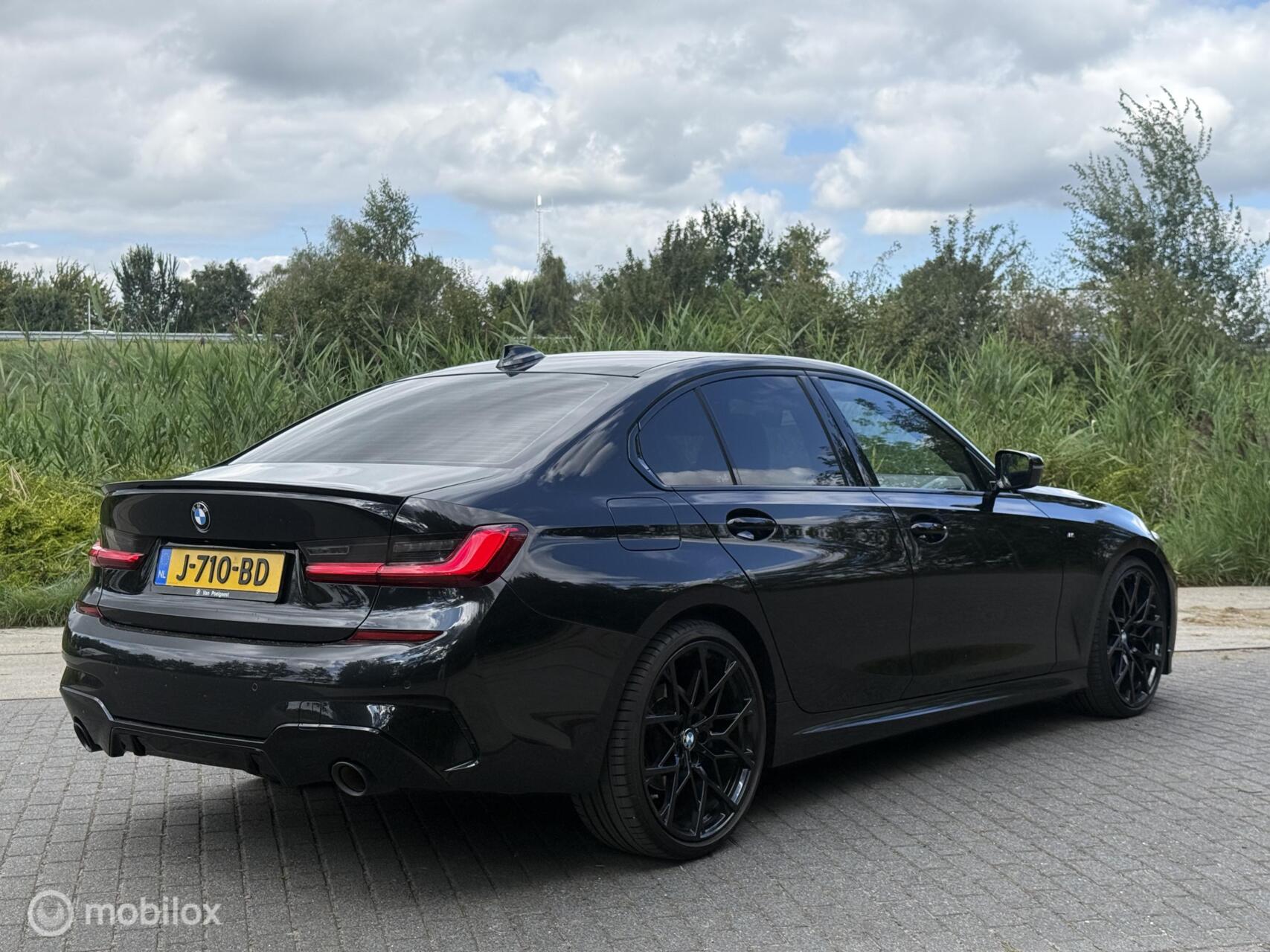 Foto van BMW 318i