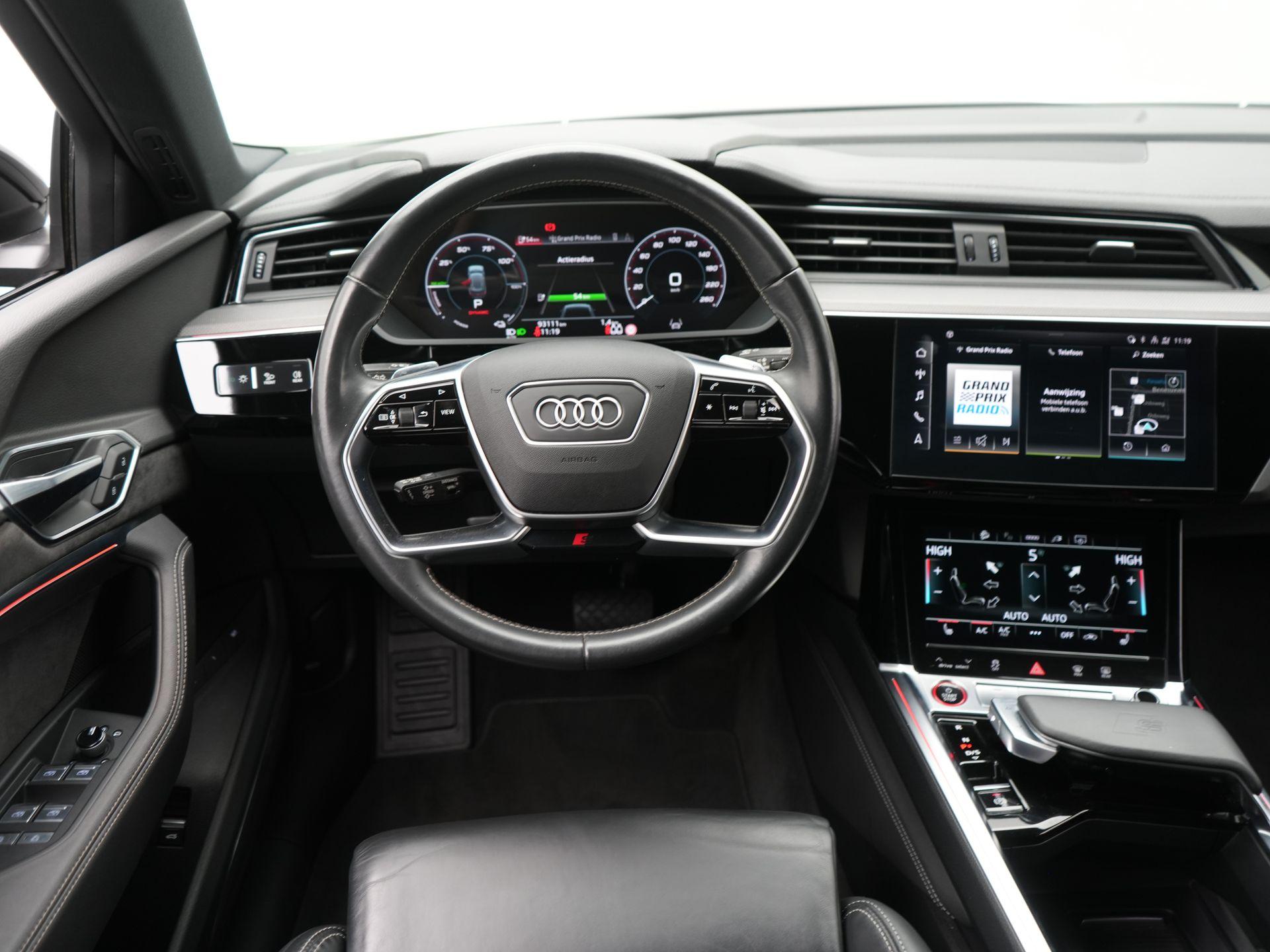 Foto van Audi E-tron S Sportback