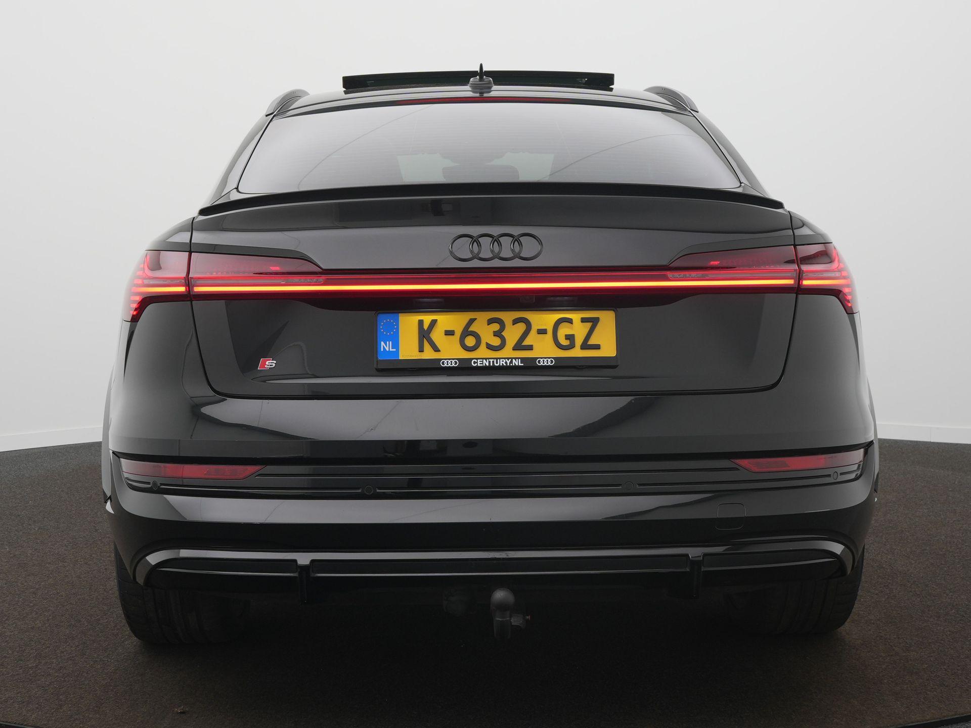 Foto van Audi E-tron S Sportback