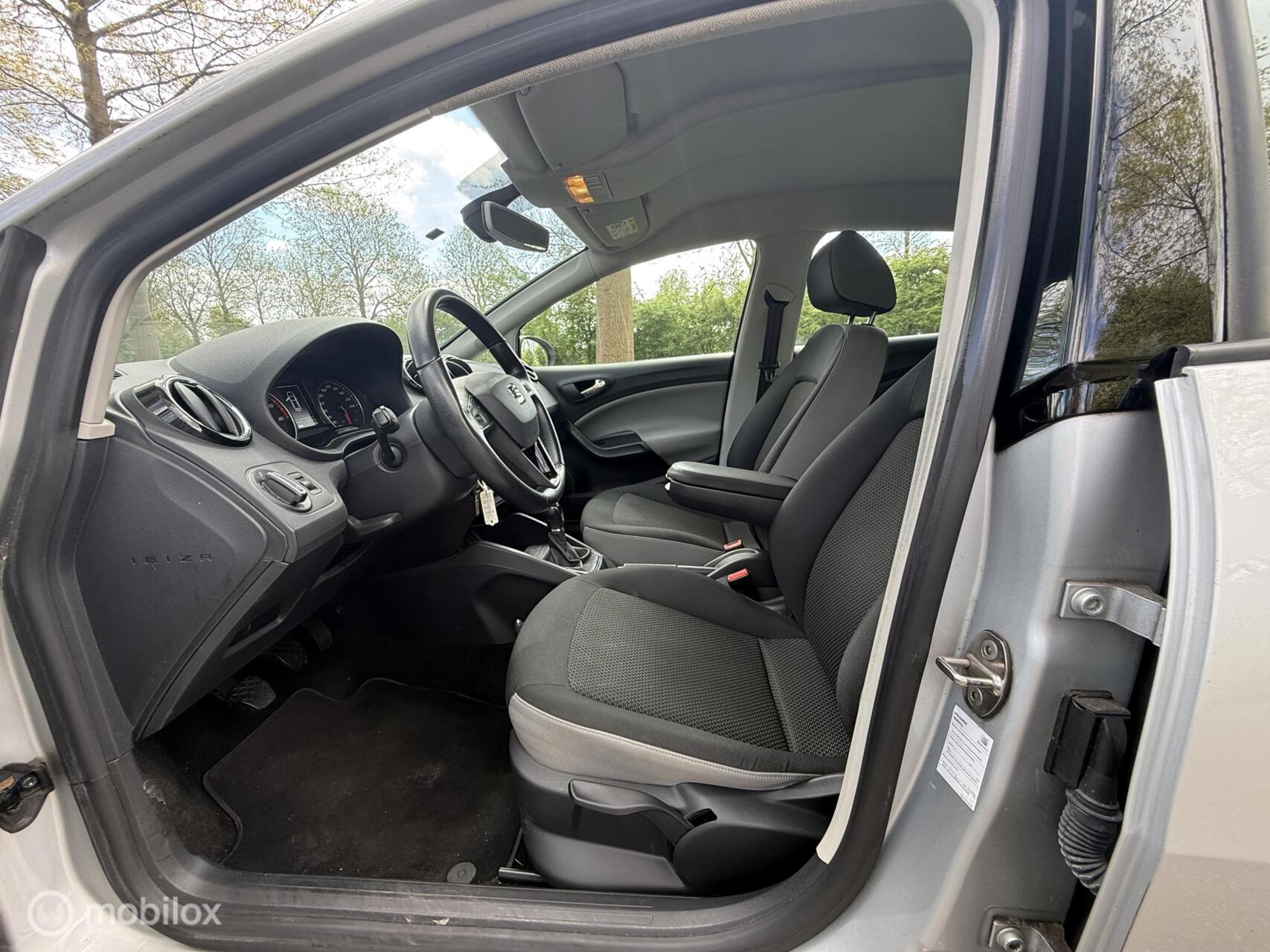Foto van Seat Ibiza ST