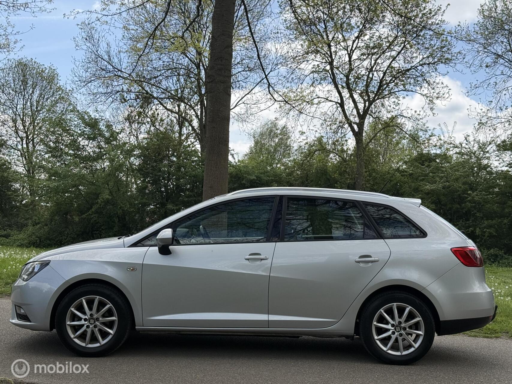 Foto van Seat Ibiza ST