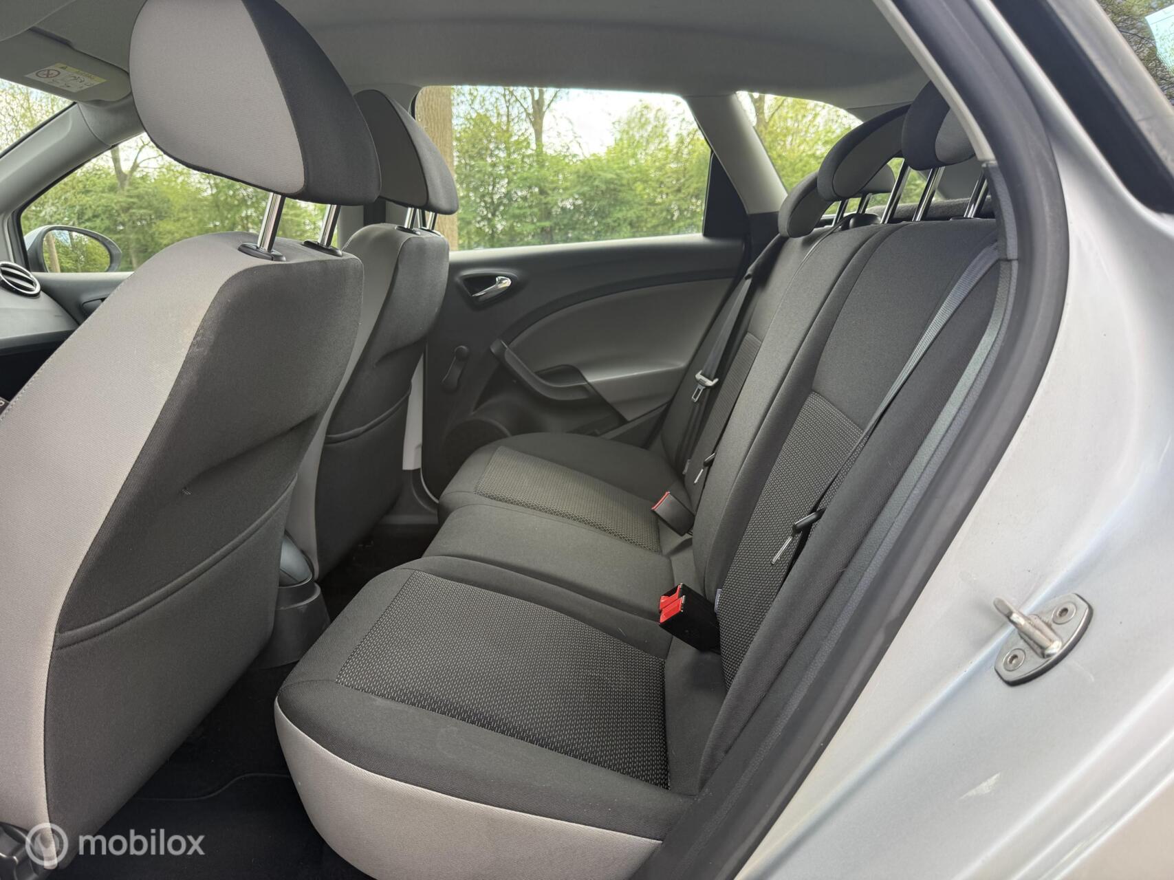 Foto van Seat Ibiza ST