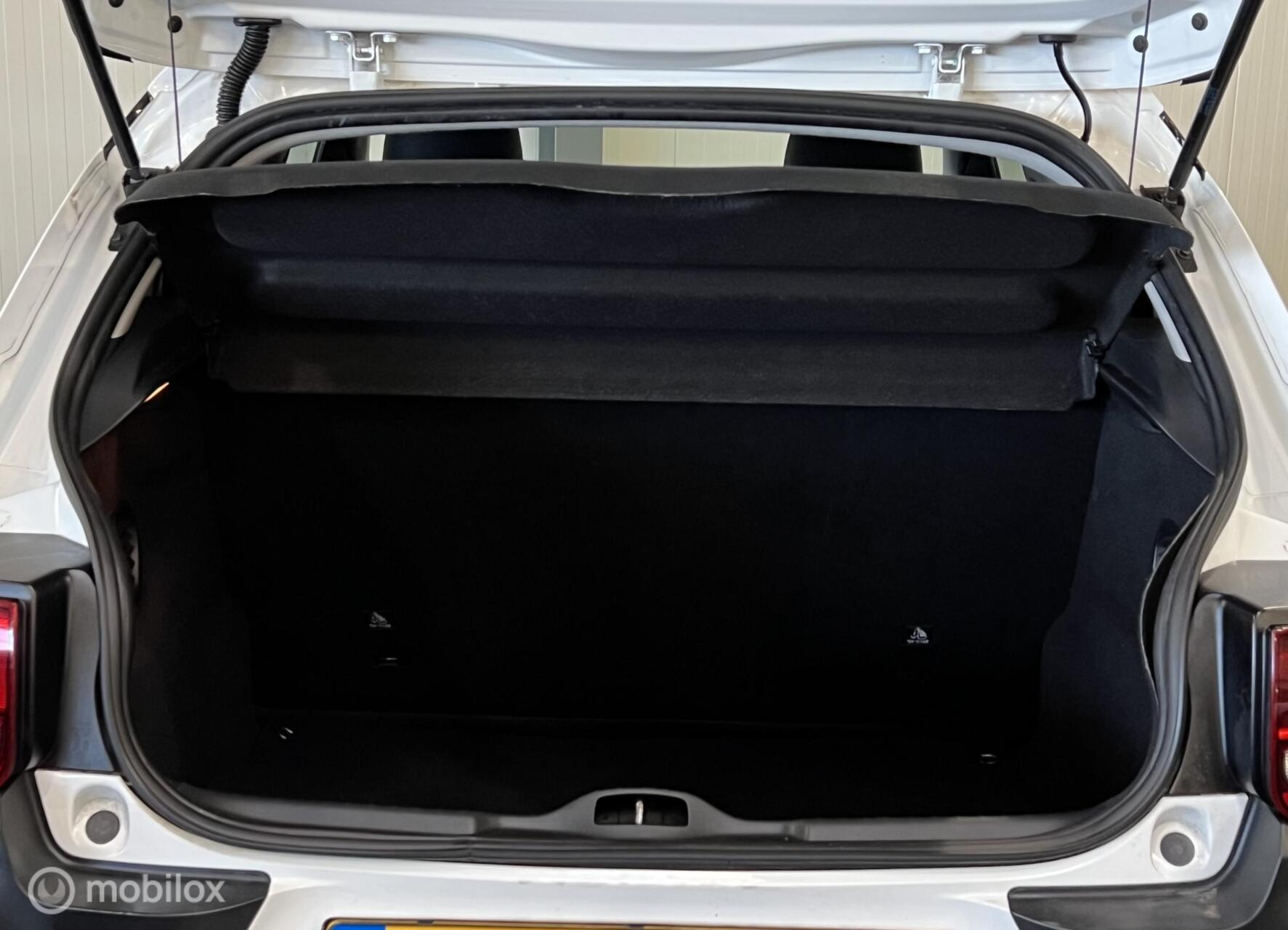 Foto van Citroen C4 Cactus