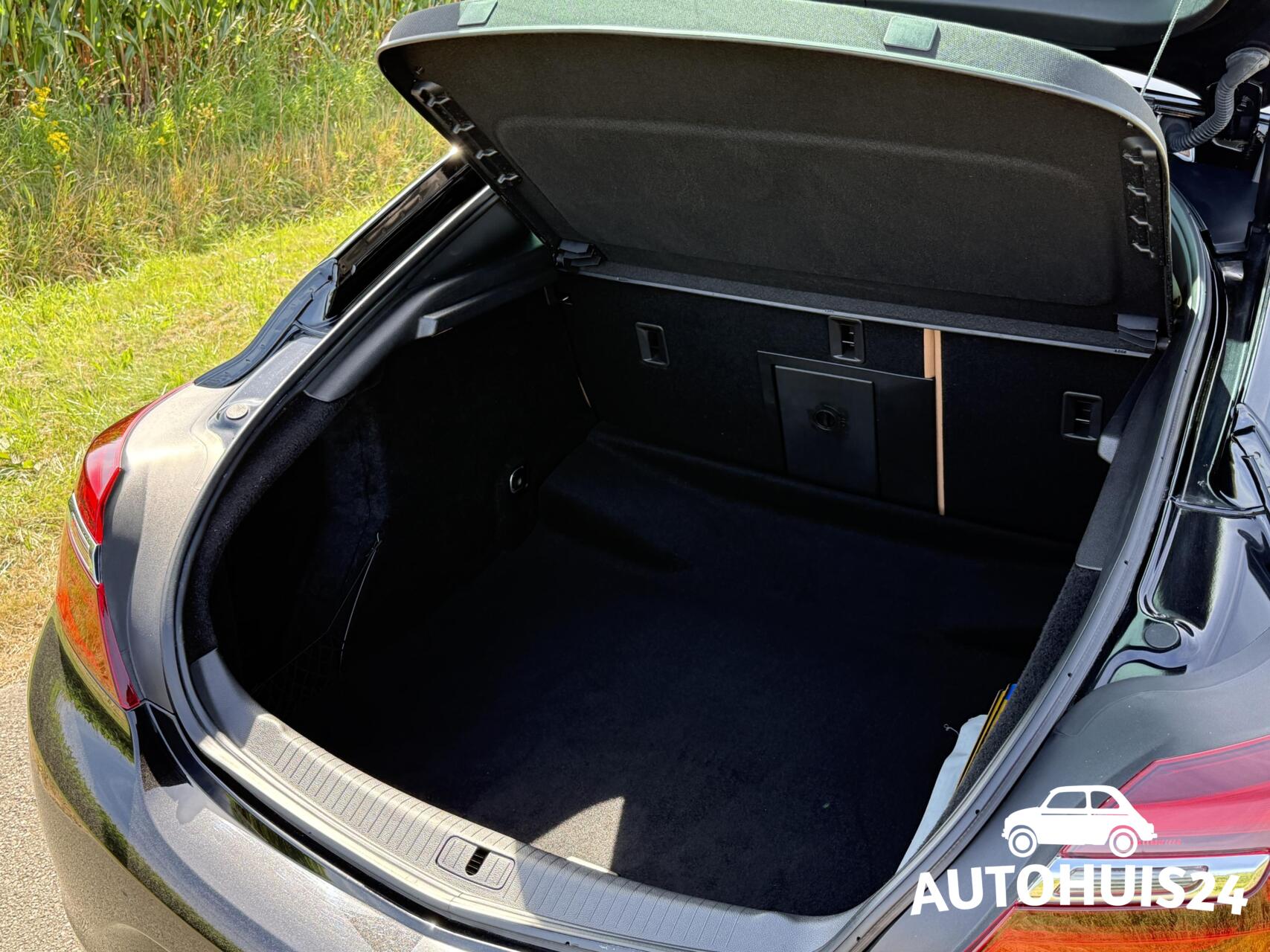 Foto van Opel Insignia Limousine HB
