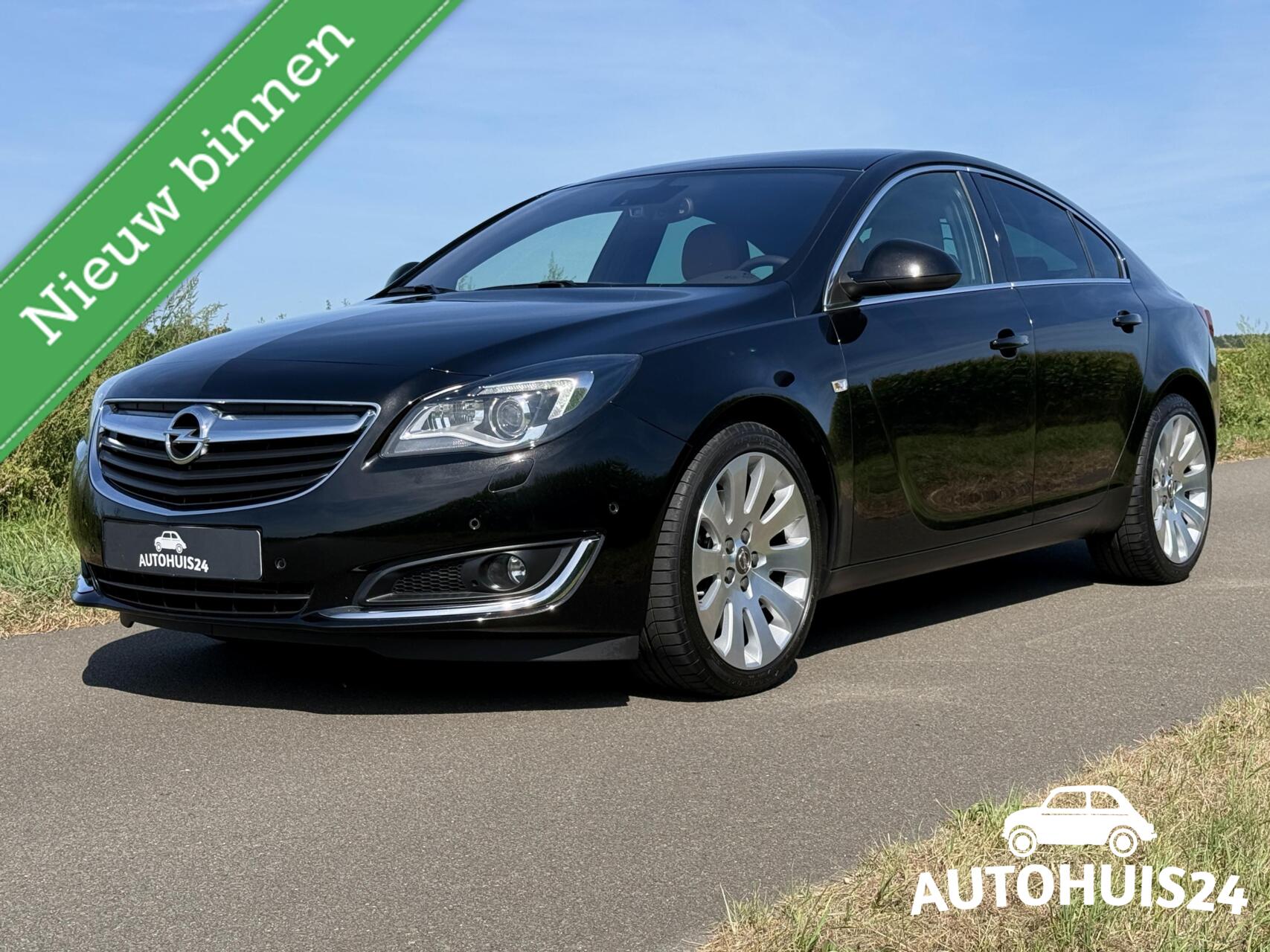 Opel Insignia Limousine HB 2.0 Turbo 250PK Automaat AFL|AGR|Trekhaak|NL-AUTO 2016 - voorkant