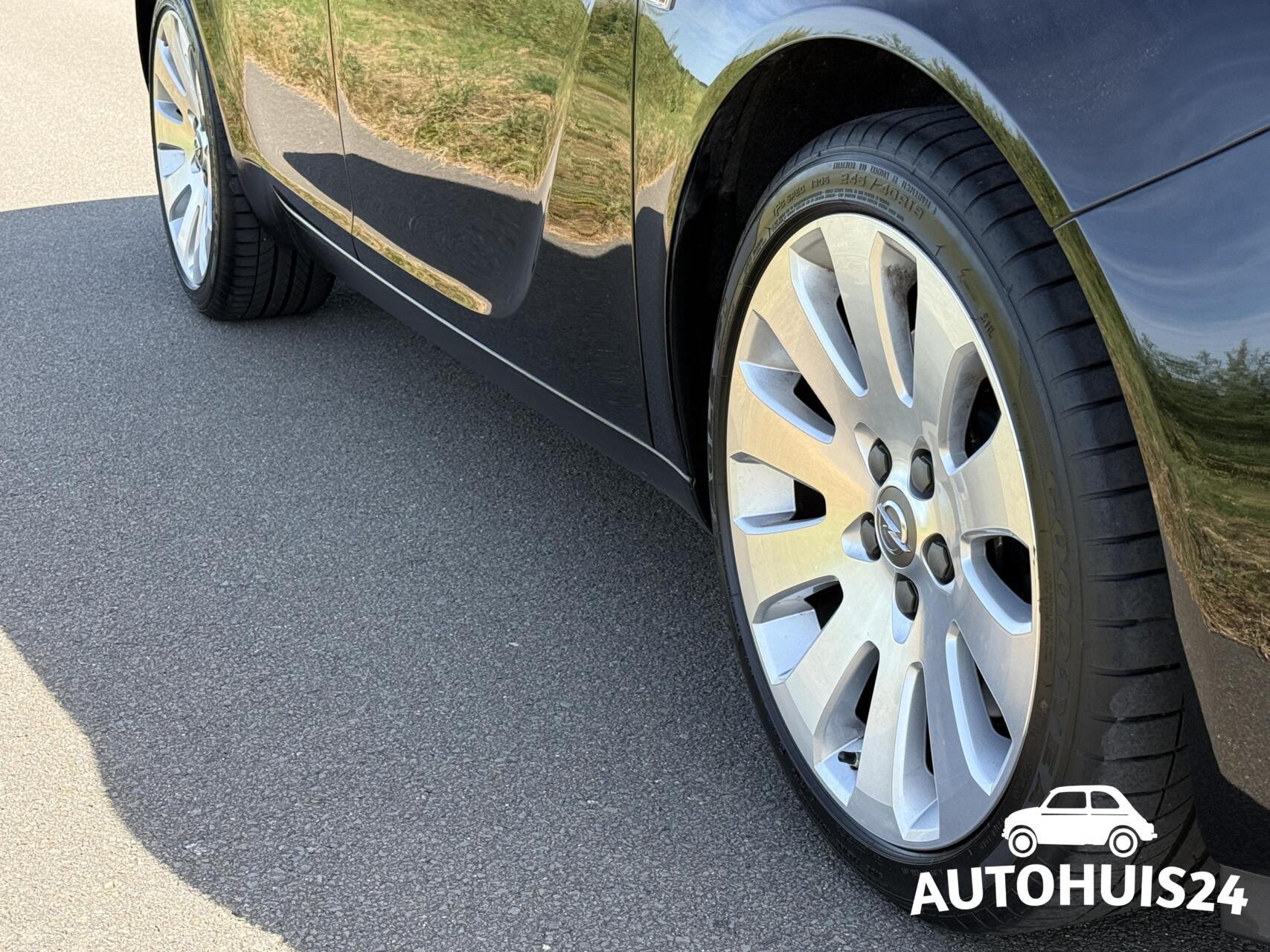 Foto van Opel Insignia Limousine HB