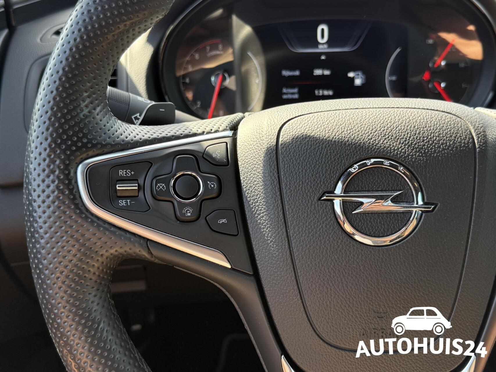 Foto van Opel Insignia Limousine HB