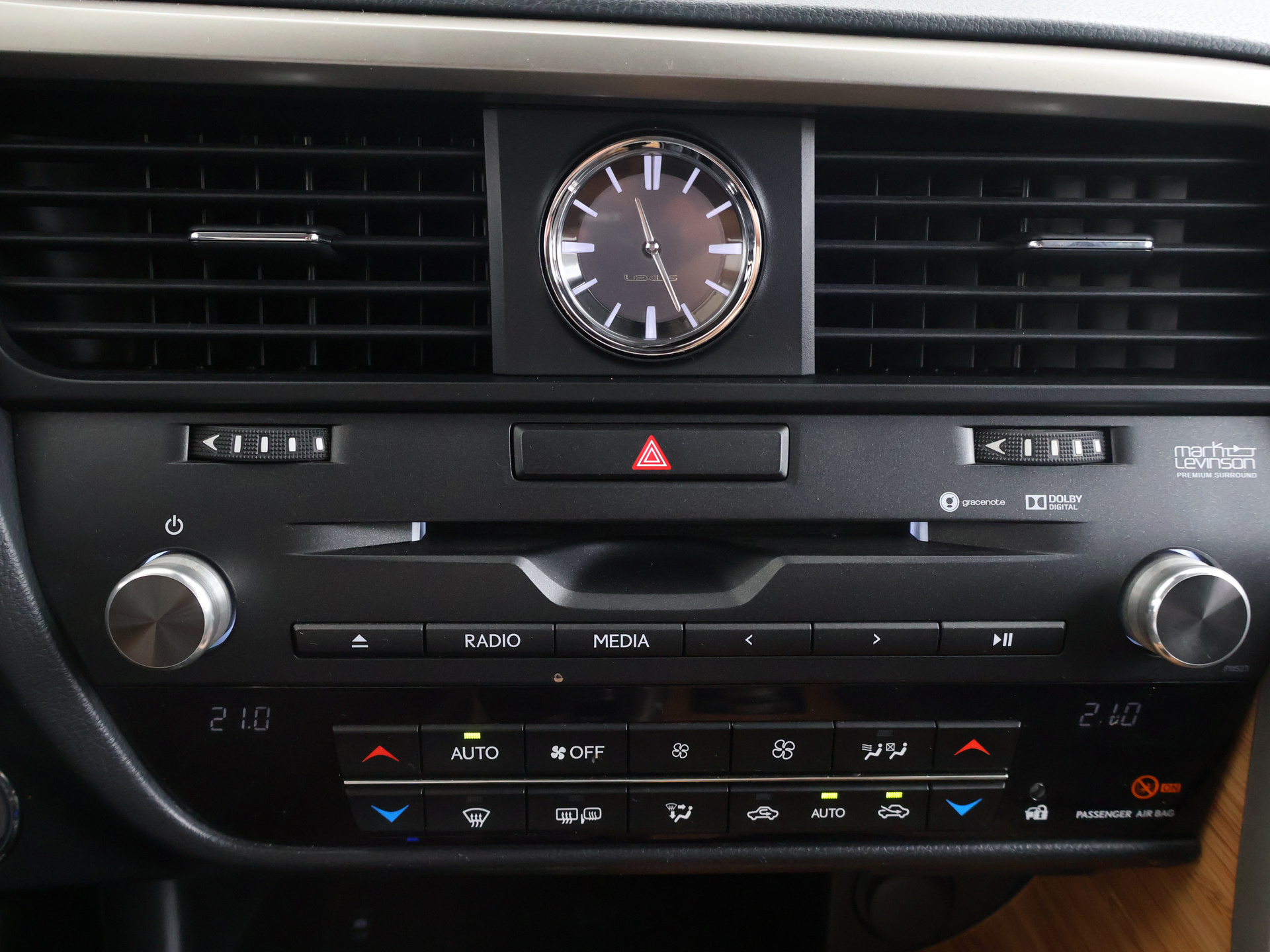 Foto van Lexus Lexus Rx450h