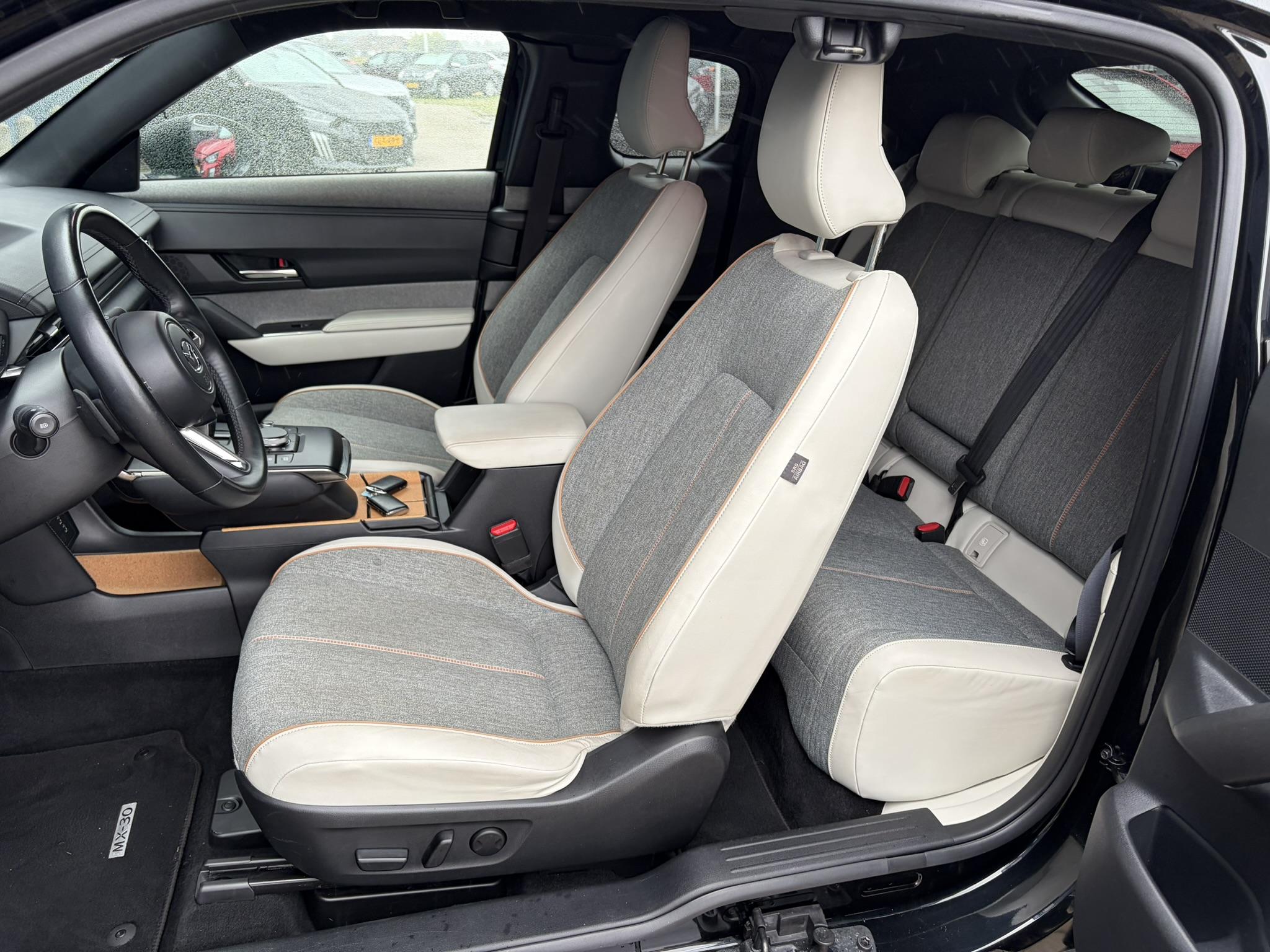Foto van Mazda Mazda Mx-30