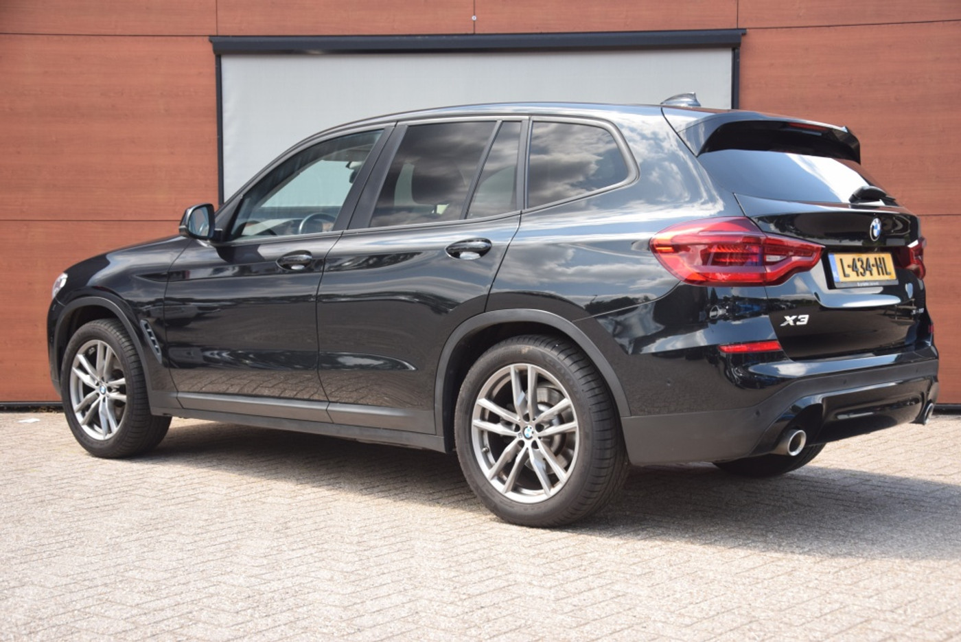 Foto van BMW X3 Xdrive20i