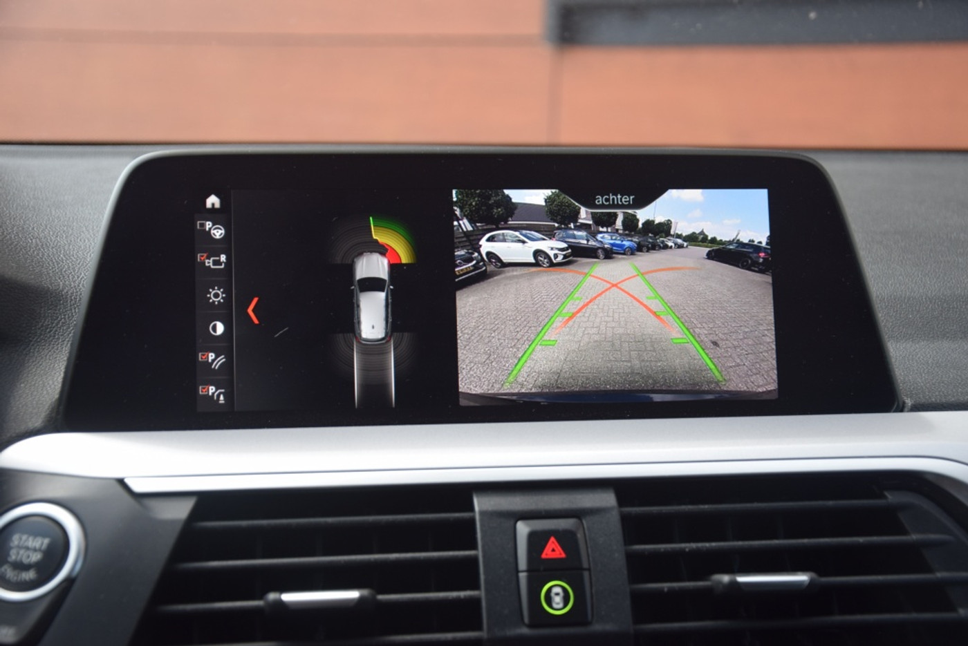 Foto van BMW X3 Xdrive20i