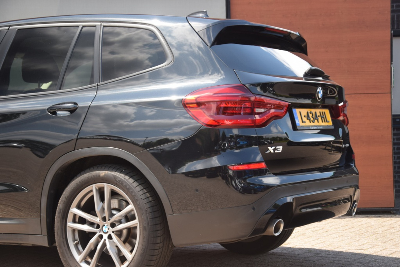 Foto van BMW X3 Xdrive20i