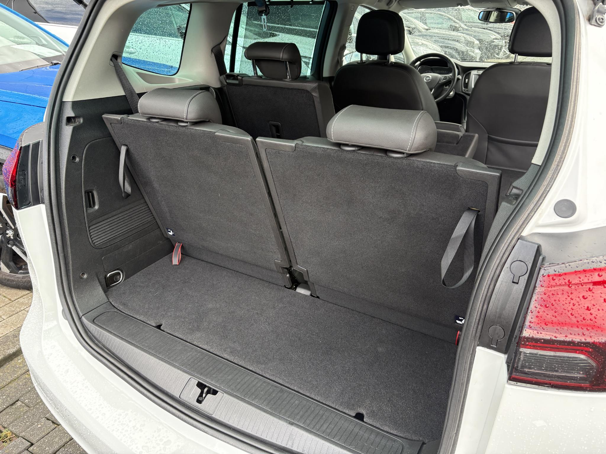 Foto van Opel Zafira Tourer