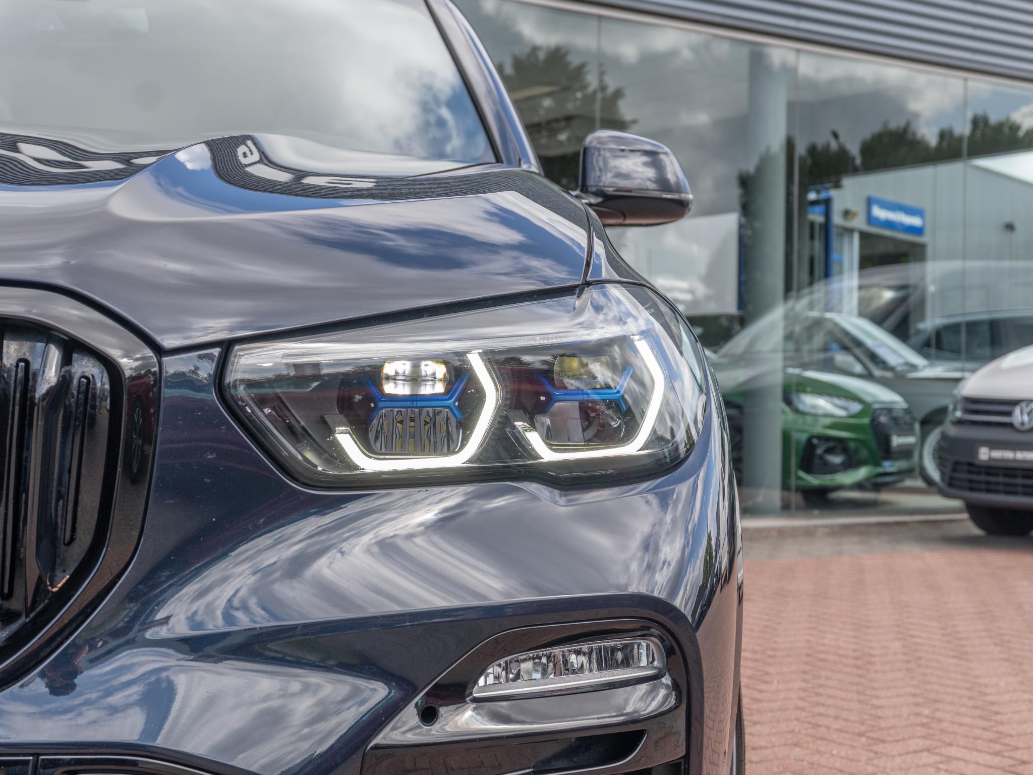 Foto van BMW X5 Xdrive45e