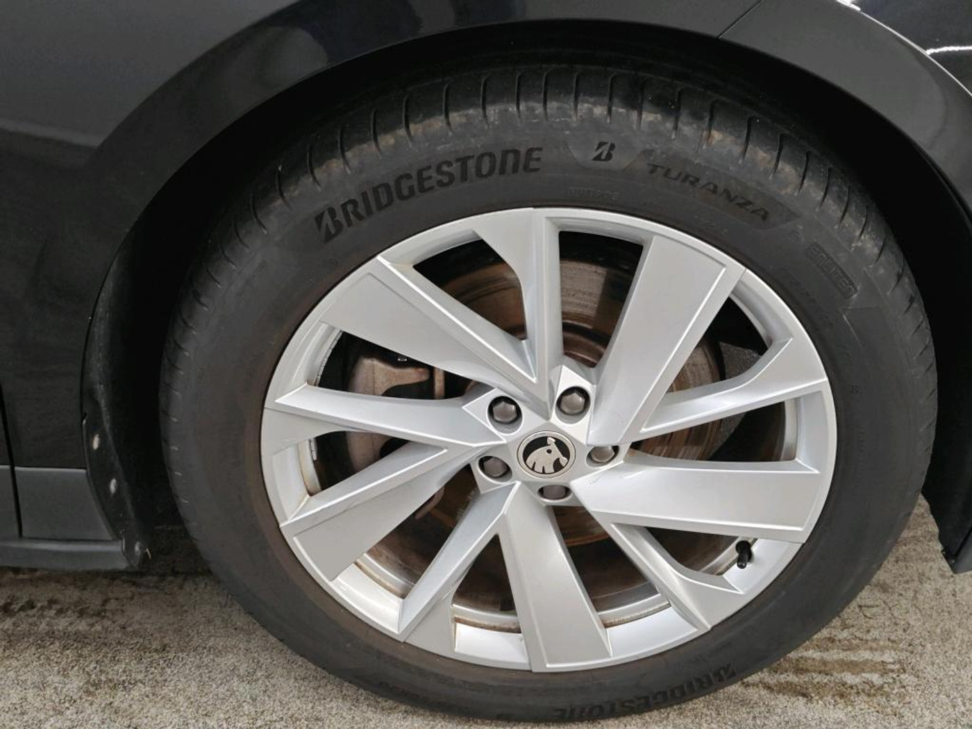 Foto van Skoda Enyaq 80