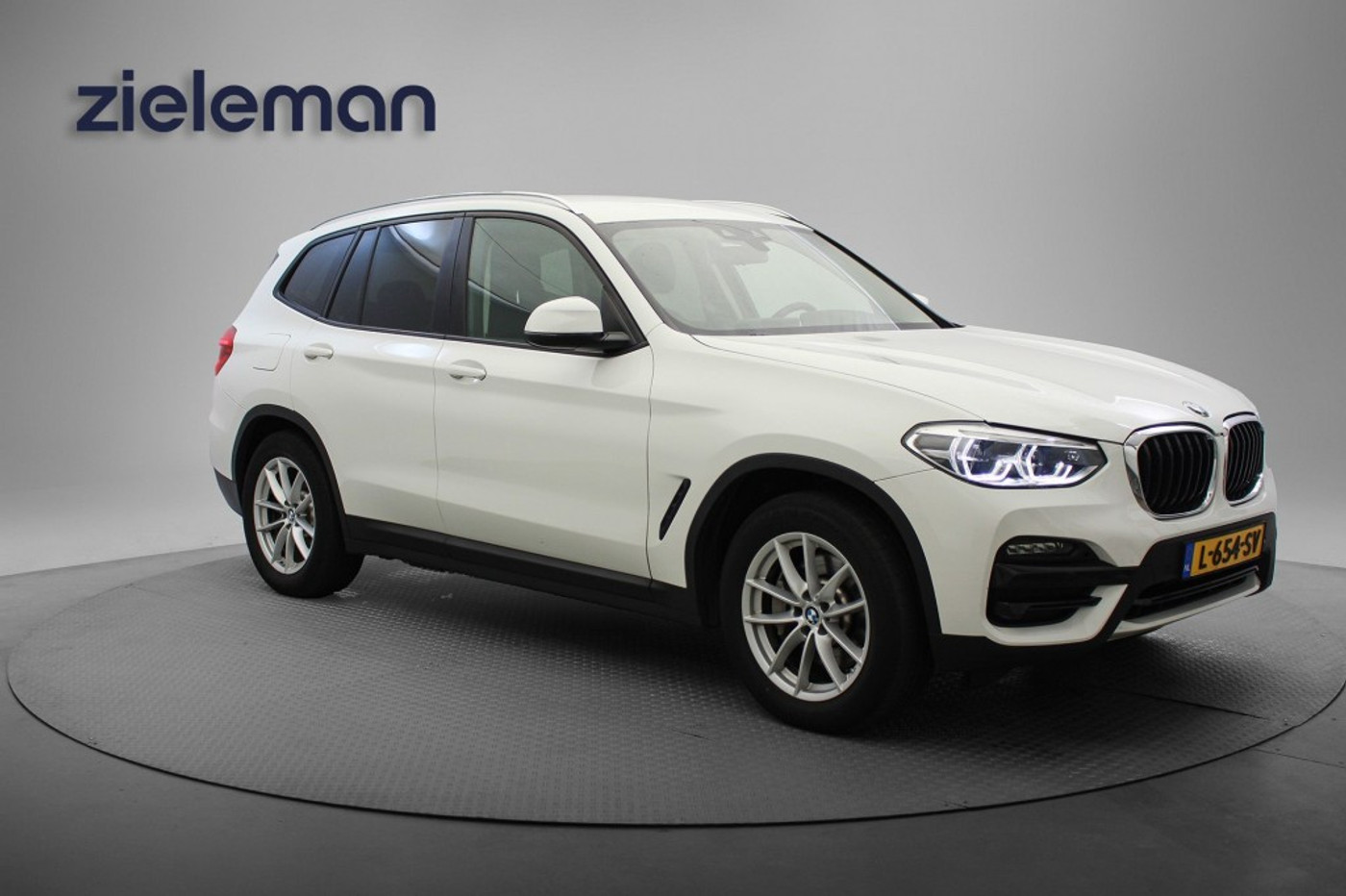 BMW X3 xDrive30e Bns Ed. Plus - Digitaal Cockpit, Carplay, Navi, Leer, Stoelverw. 2021 - voorkant