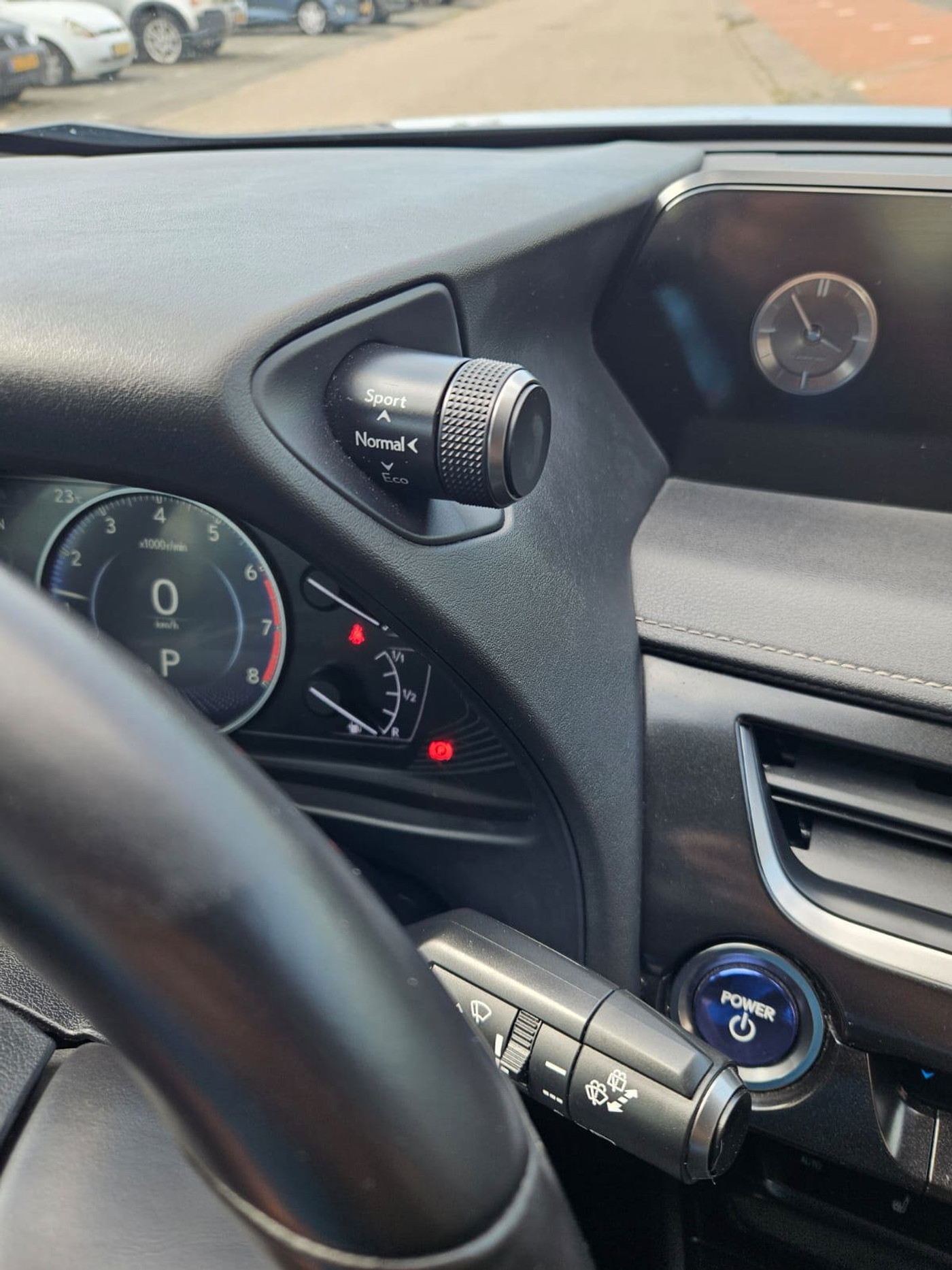 Foto van Lexus Lexus Ux250h