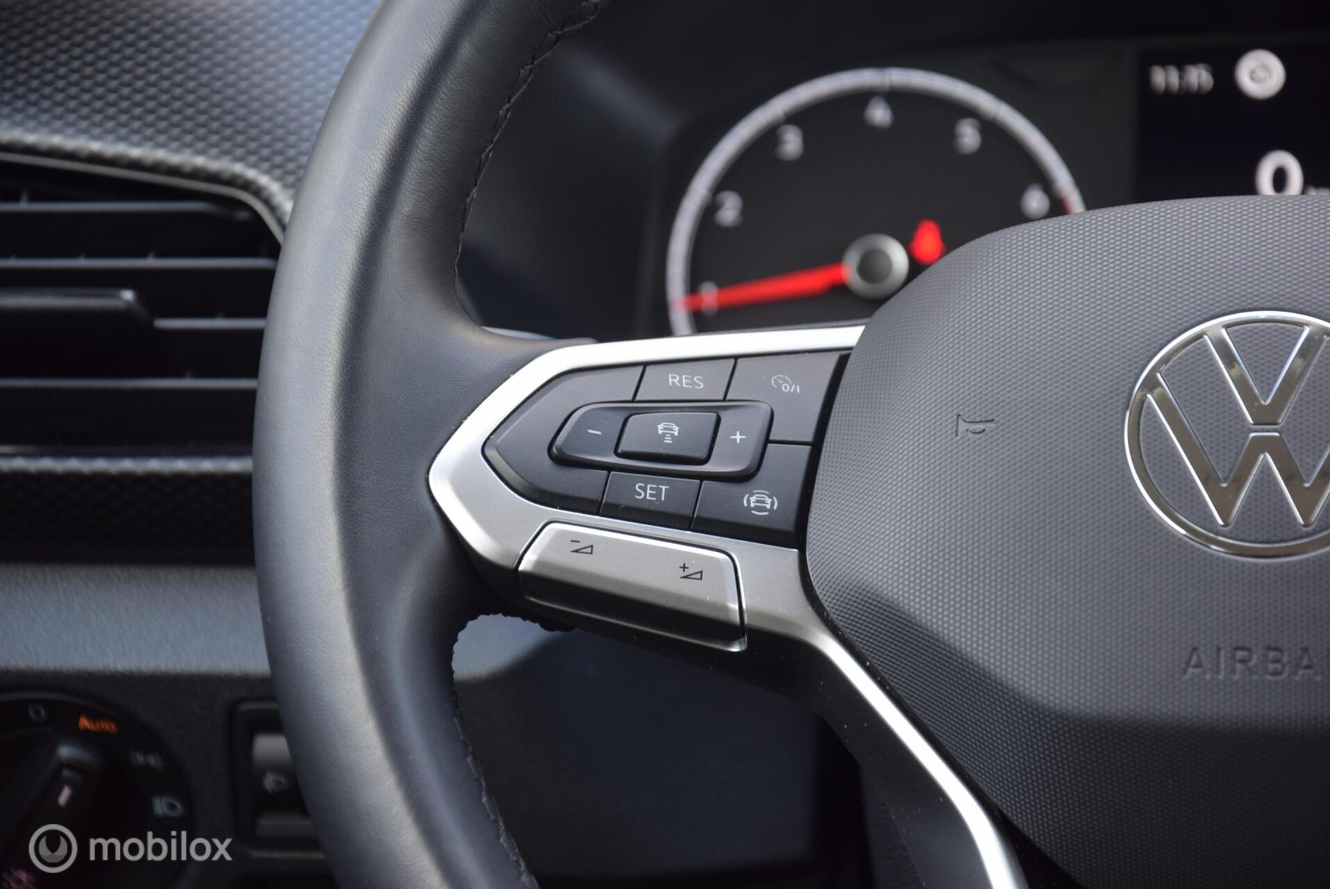 Foto van Volkswagen T-cross