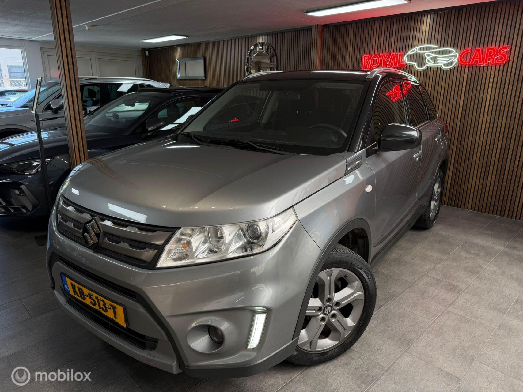 Suzuki Vitara 1.6 Exclusive/ Navigatie/ Camera / Nette staat 2016 - voorkant