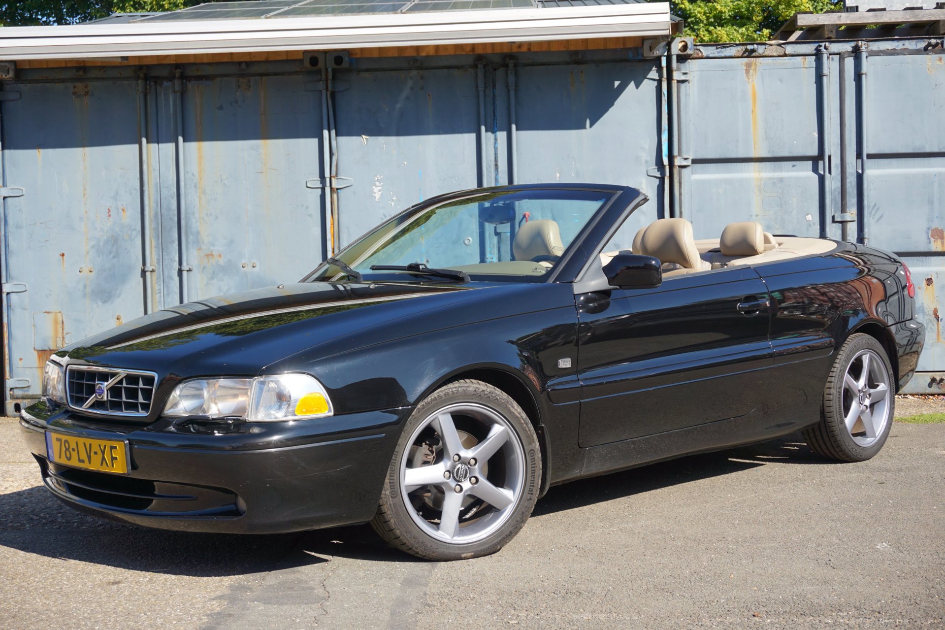 Volvo C70 2.4 T Prestige | Windscherm | Zeer netjes | PDC | APK 04-09-2027 2003 - voorkant