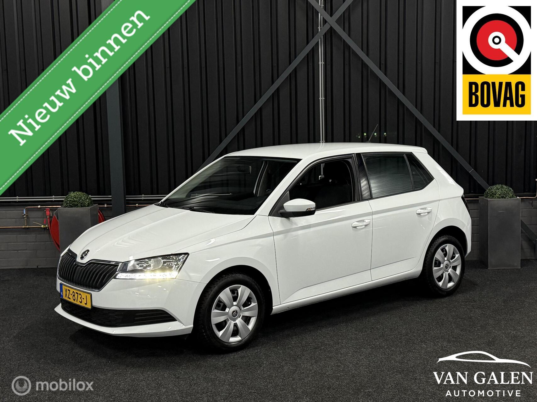Skoda Fabia 1.0 Active NAP|Airco|Trekhaak|Carplay|APK✅ 2019 - voorkant